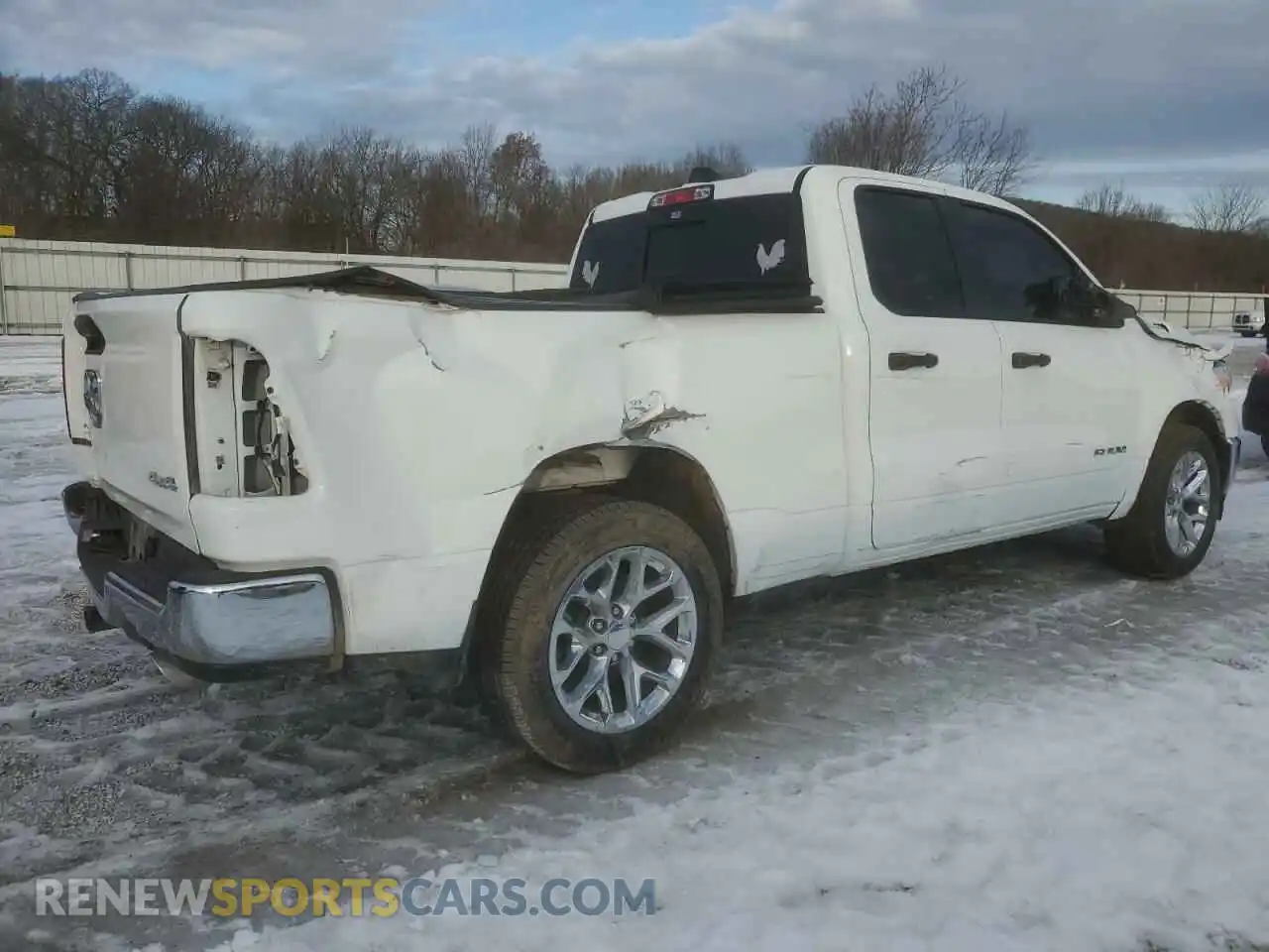 3 Photograph of a damaged car 1C6SRFBT3RN167128 RAM 1500 2024