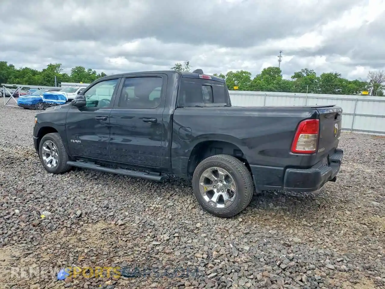 2 fotografías del automóvil dañado 1C6SRFFT1RN124613 RAM 1500 2024