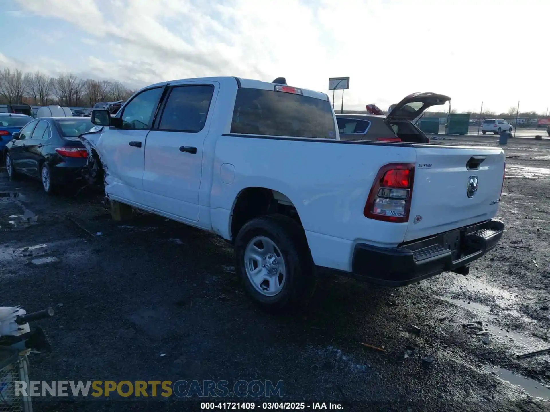 3 Photograph of a damaged car 1C6SRFGT1RN148988 RAM 1500 2024