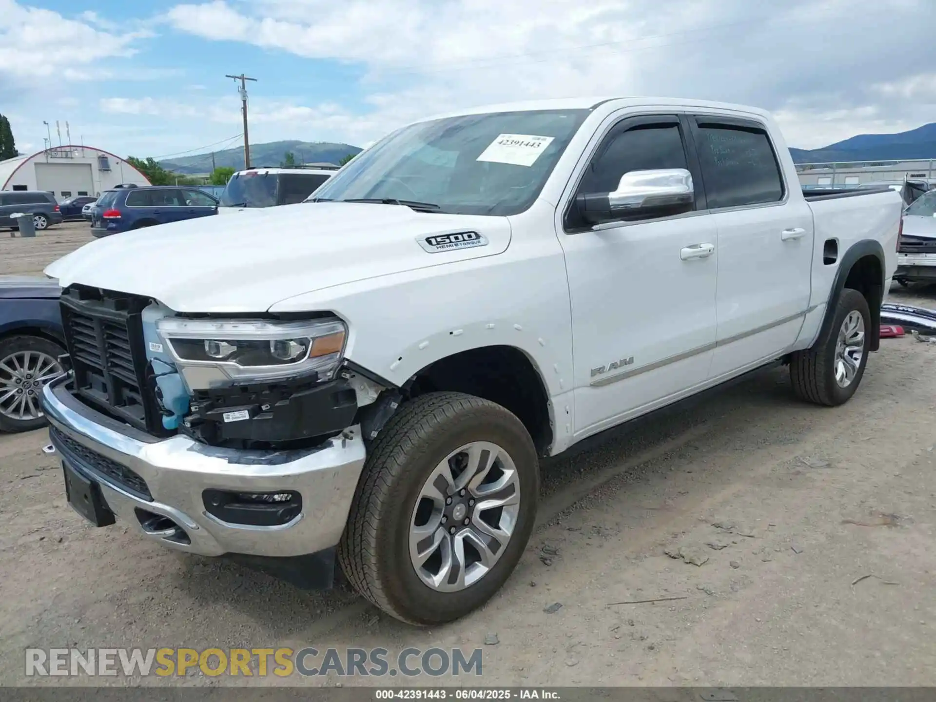 2 Photograph of a damaged car 1C6SRFHT2RN138467 RAM 1500 2024