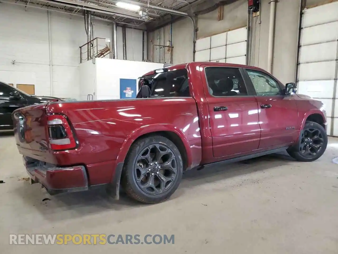 3 Photograph of a damaged car 1C6SRFHT8RN212118 RAM 1500 2024