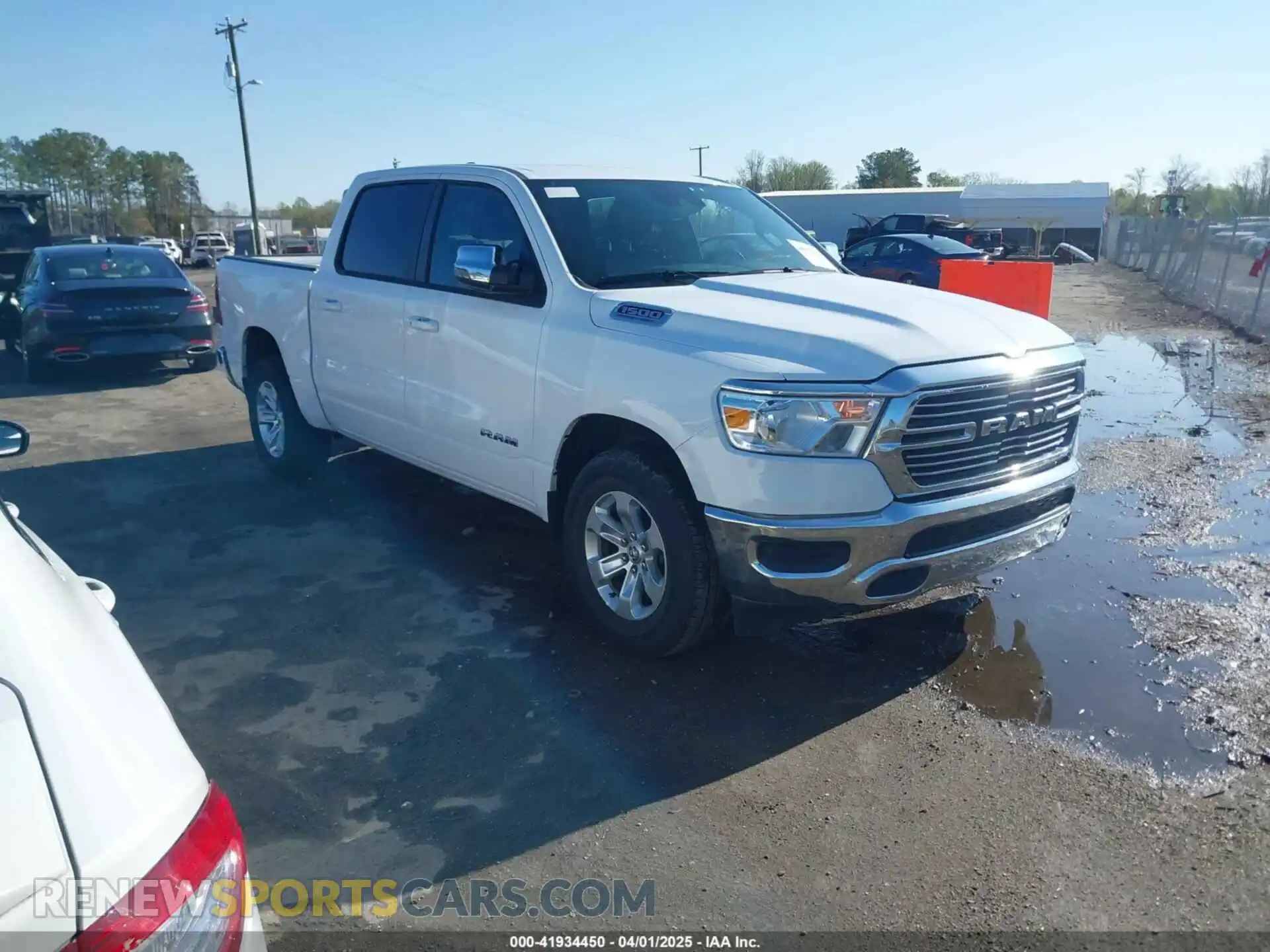 1 Photograph of a damaged car 1C6SRFJT7RN223993 RAM 1500 2024