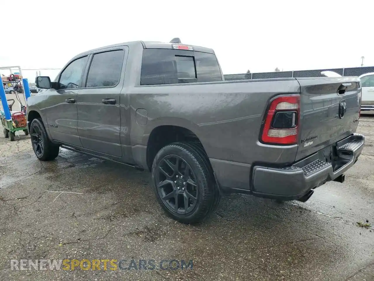 2 Photograph of a damaged car 1C6SRFJTXRN133236 RAM 1500 2024