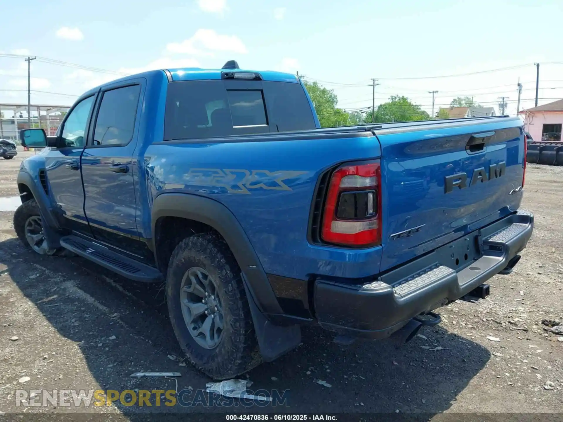 3 Photograph of a damaged car 1C6SRFU95RN187320 RAM 1500 2024