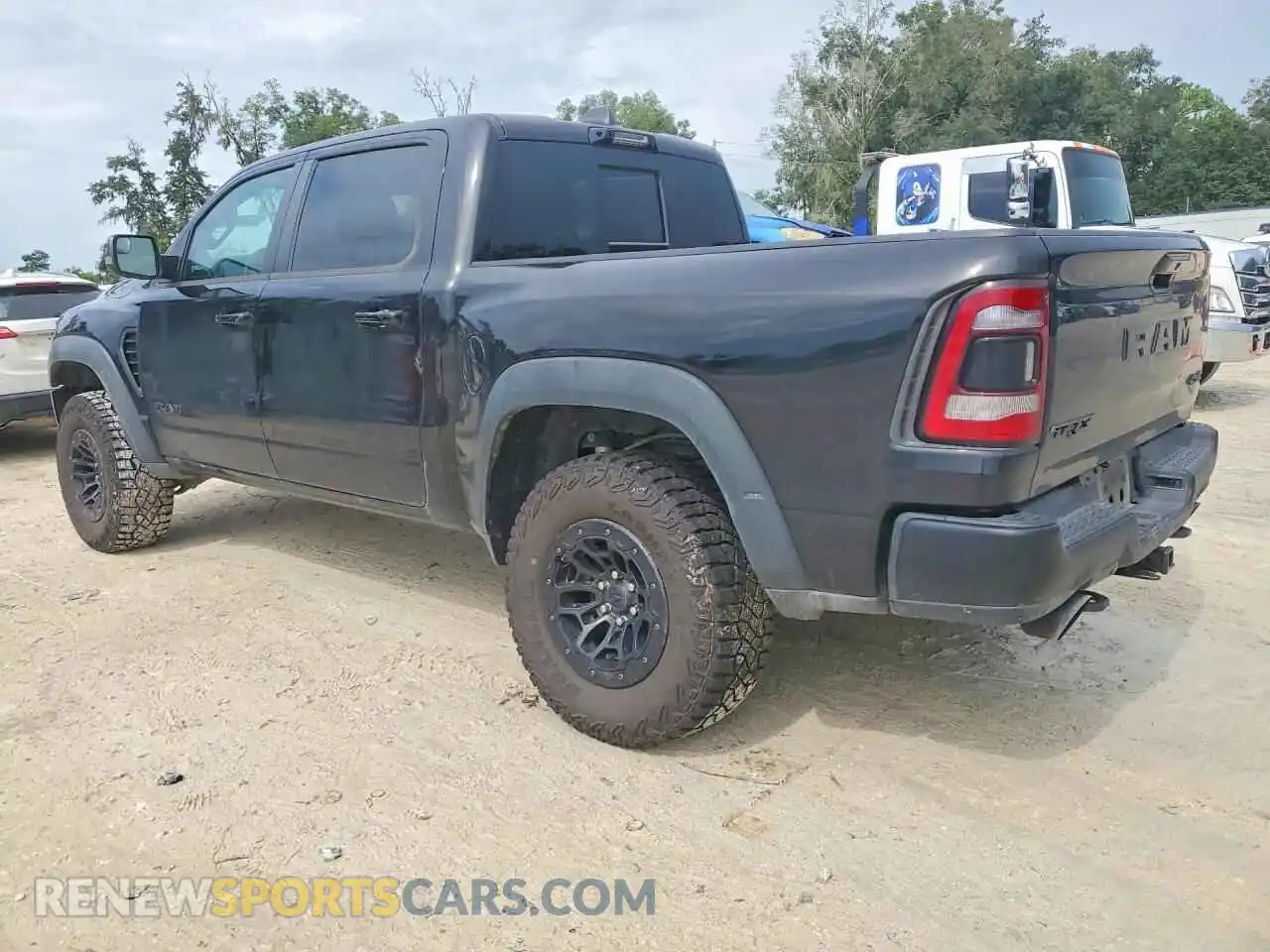 2 Фотография поврежденного автомобиля 1C6SRFU9XRN151865 RAM 1500 2024