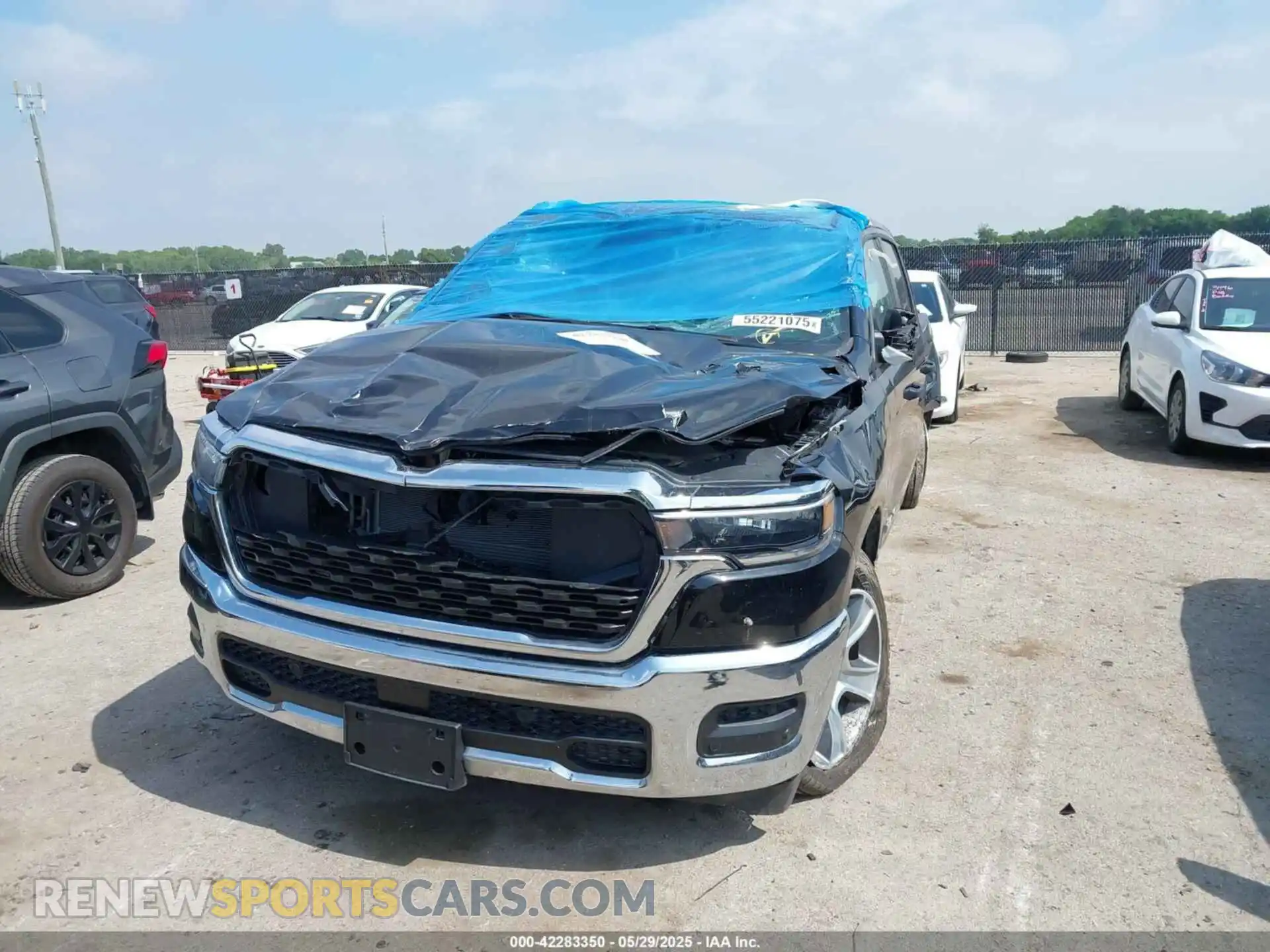 2 Photograph of a damaged car 1C6RREGG5SN570179 RAM 1500 2025