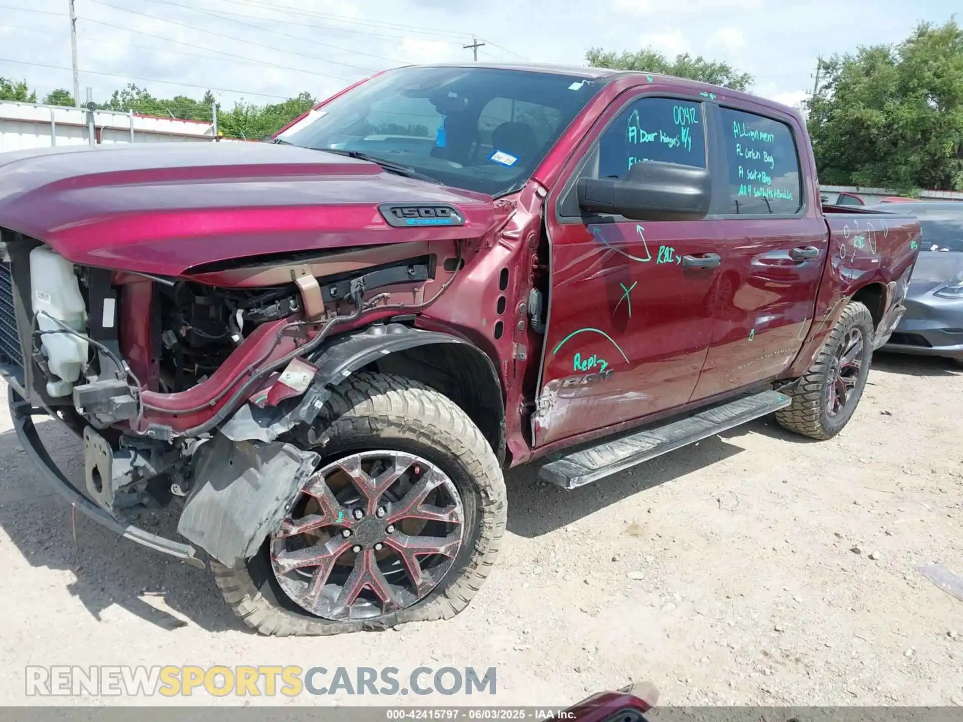 2 Photograph of a damaged car 1C6RREGG9SN552316 RAM 1500 2025