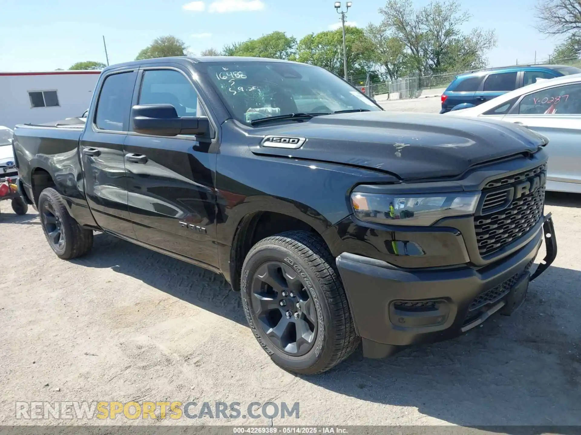 1 Photograph of a damaged car 1C6RRFCG4SN558262 RAM 1500 2025