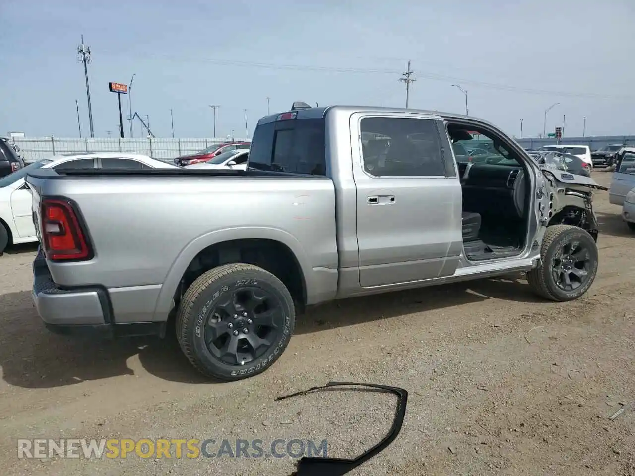 3 Photograph of a damaged car 1C6RRFFGXSN537783 RAM 1500 2025