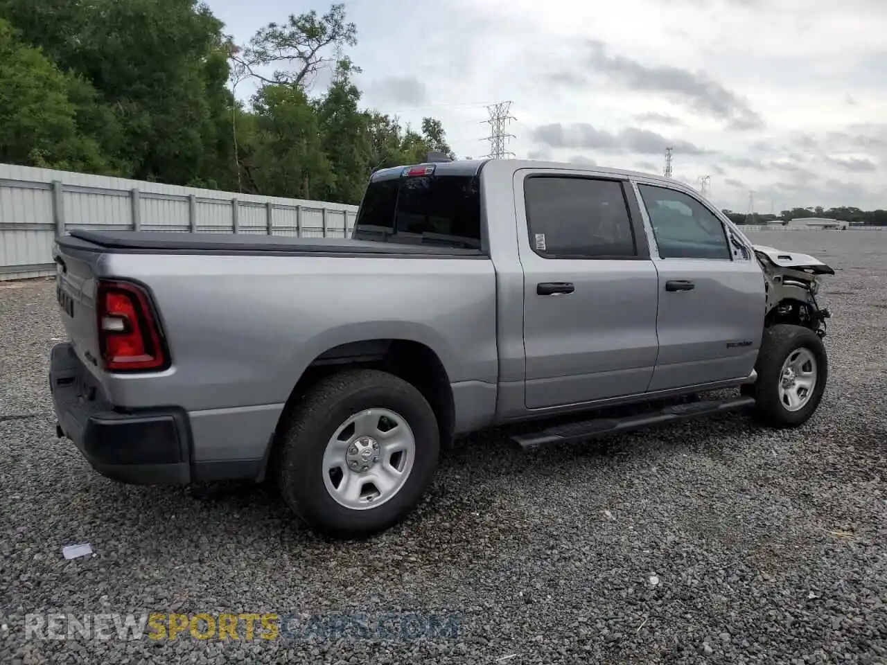3 fotografías del automóvil dañado 1C6RRFGG1SN578236 RAM 1500 2025