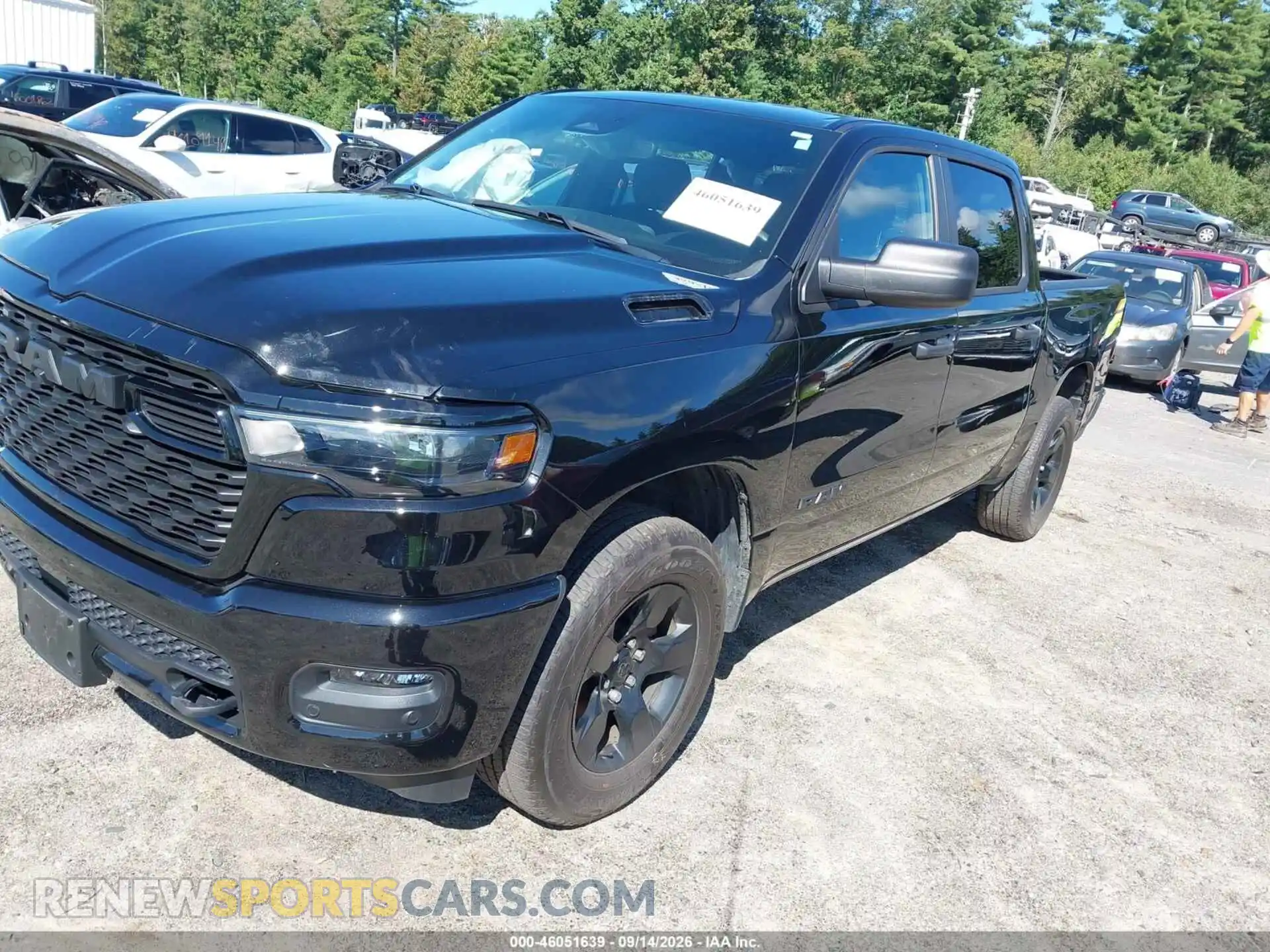 2 fotografías del automóvil dañado 1C6RRFGG2SN548615 RAM 1500 2025