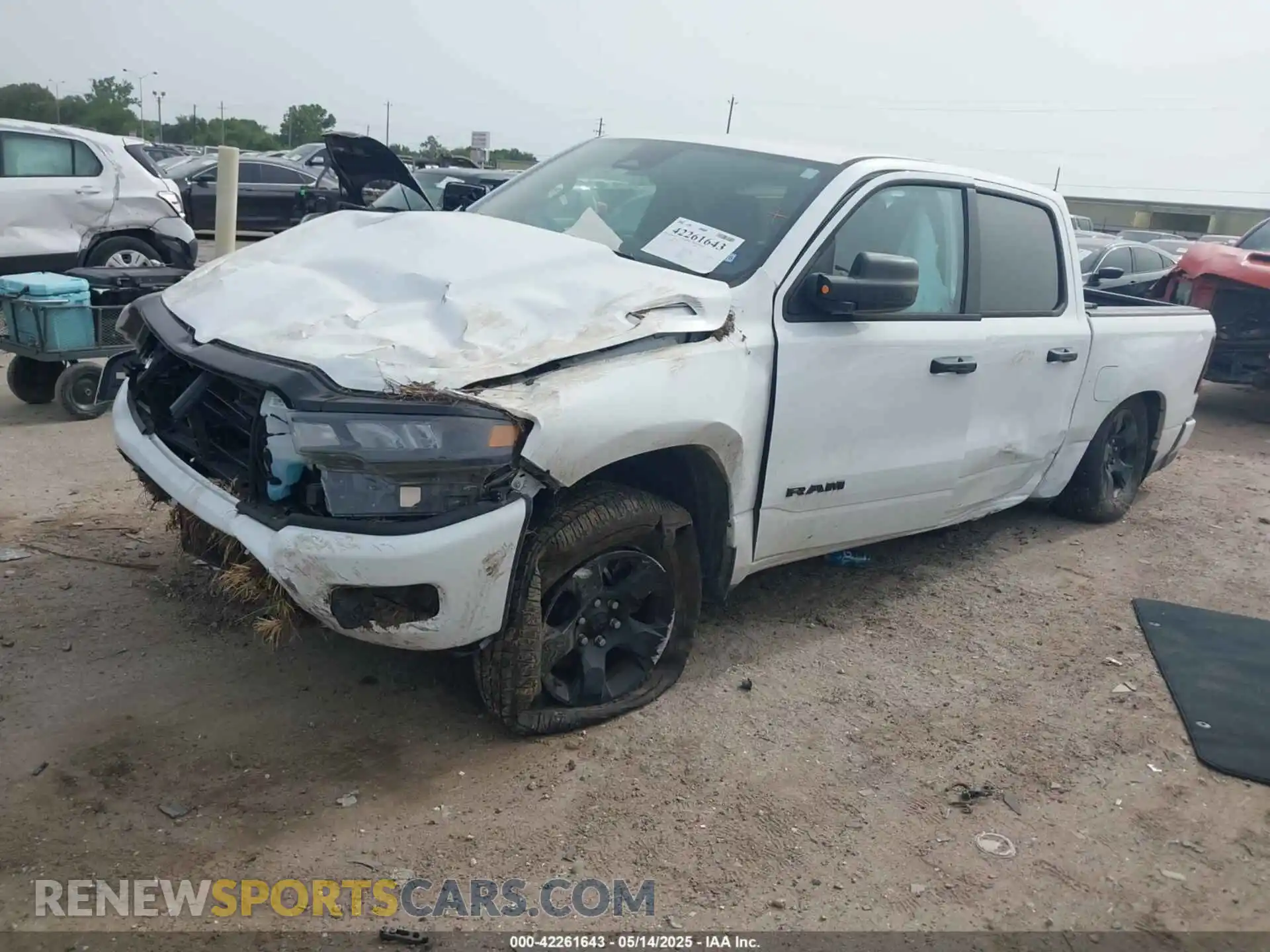 2 Photograph of a damaged car 1C6RRFGG2SN572641 RAM 1500 2025