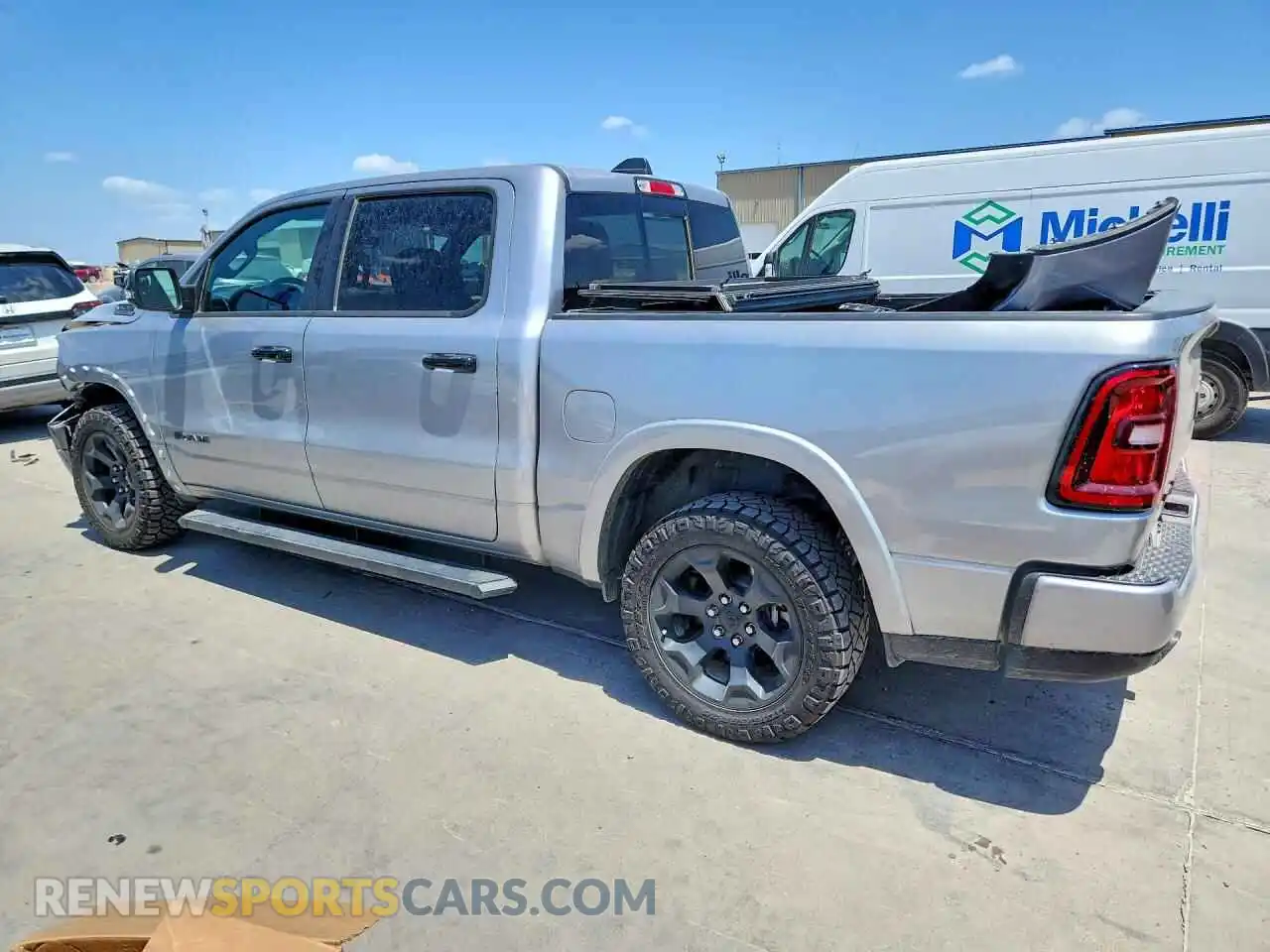 2 Фотография поврежденного автомобиля 1C6SRFFP5SN516955 RAM 1500 2025