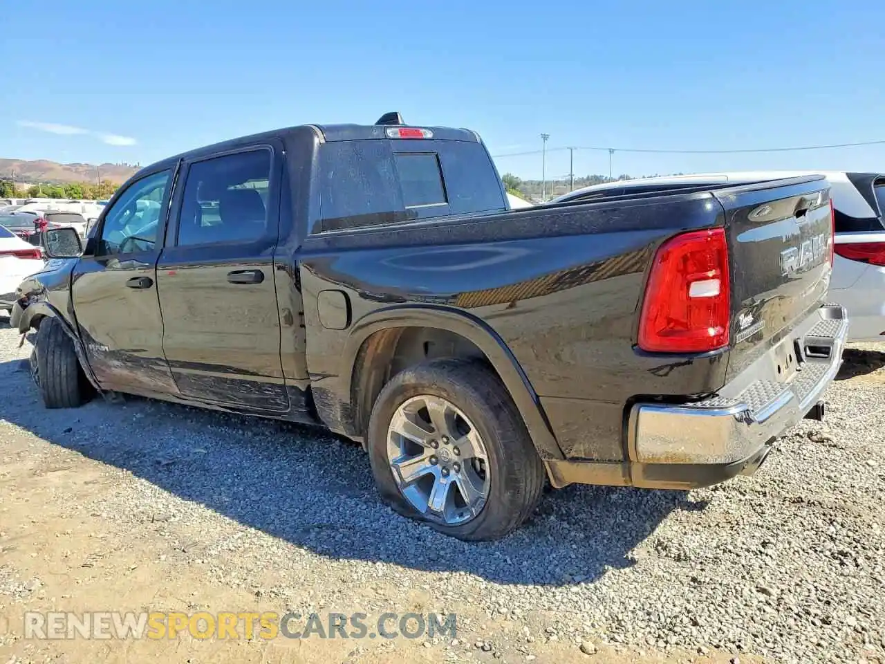 2 Photograph of a damaged car 1C6SRFFPXSN530172 RAM 1500 2025