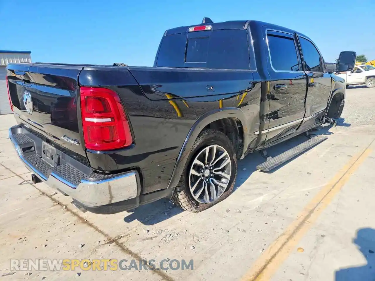 3 Photograph of a damaged car 1C6SRFHP1SN618914 RAM 1500 2025