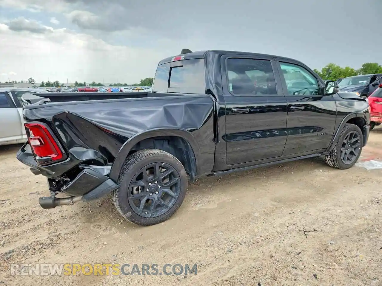 3 Photograph of a damaged car 1C6SRFJP3SN641573 RAM 1500 2025