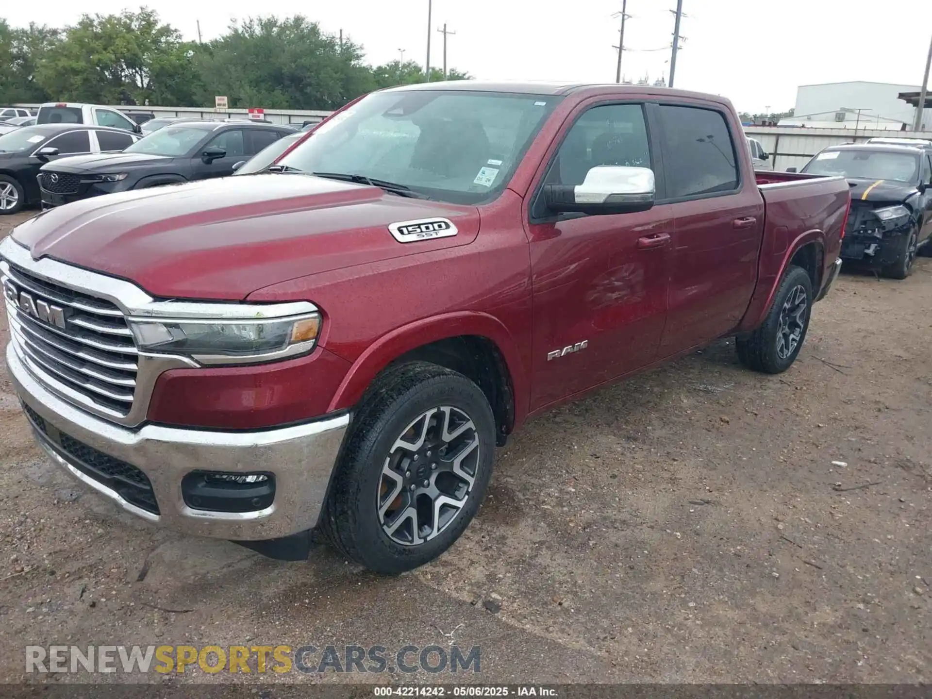 2 Photograph of a damaged car 1C6SRFJP6SN563032 RAM 1500 2025