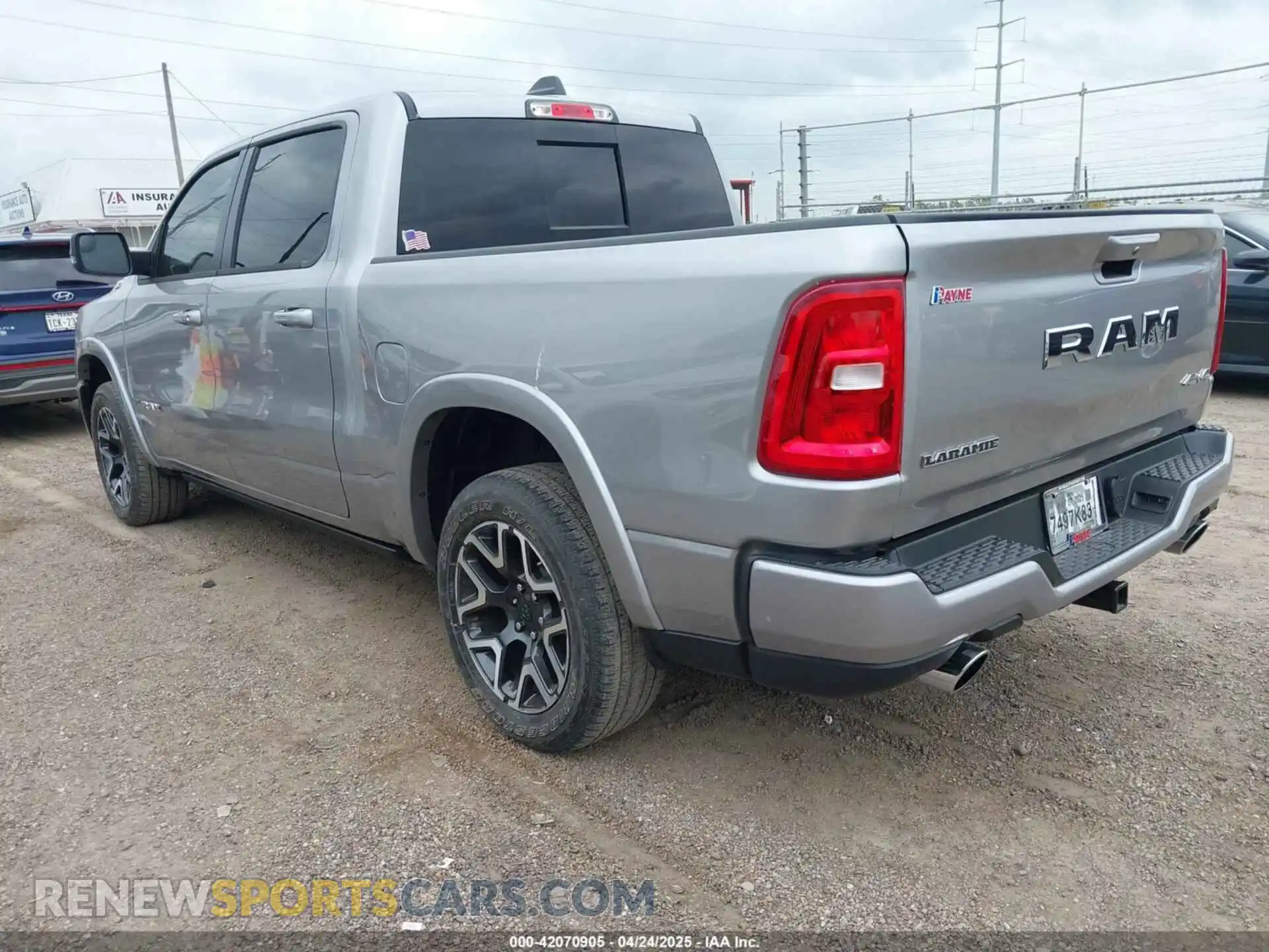 3 Photograph of a damaged car 1C6SRFJP6SN649022 RAM 1500 2025