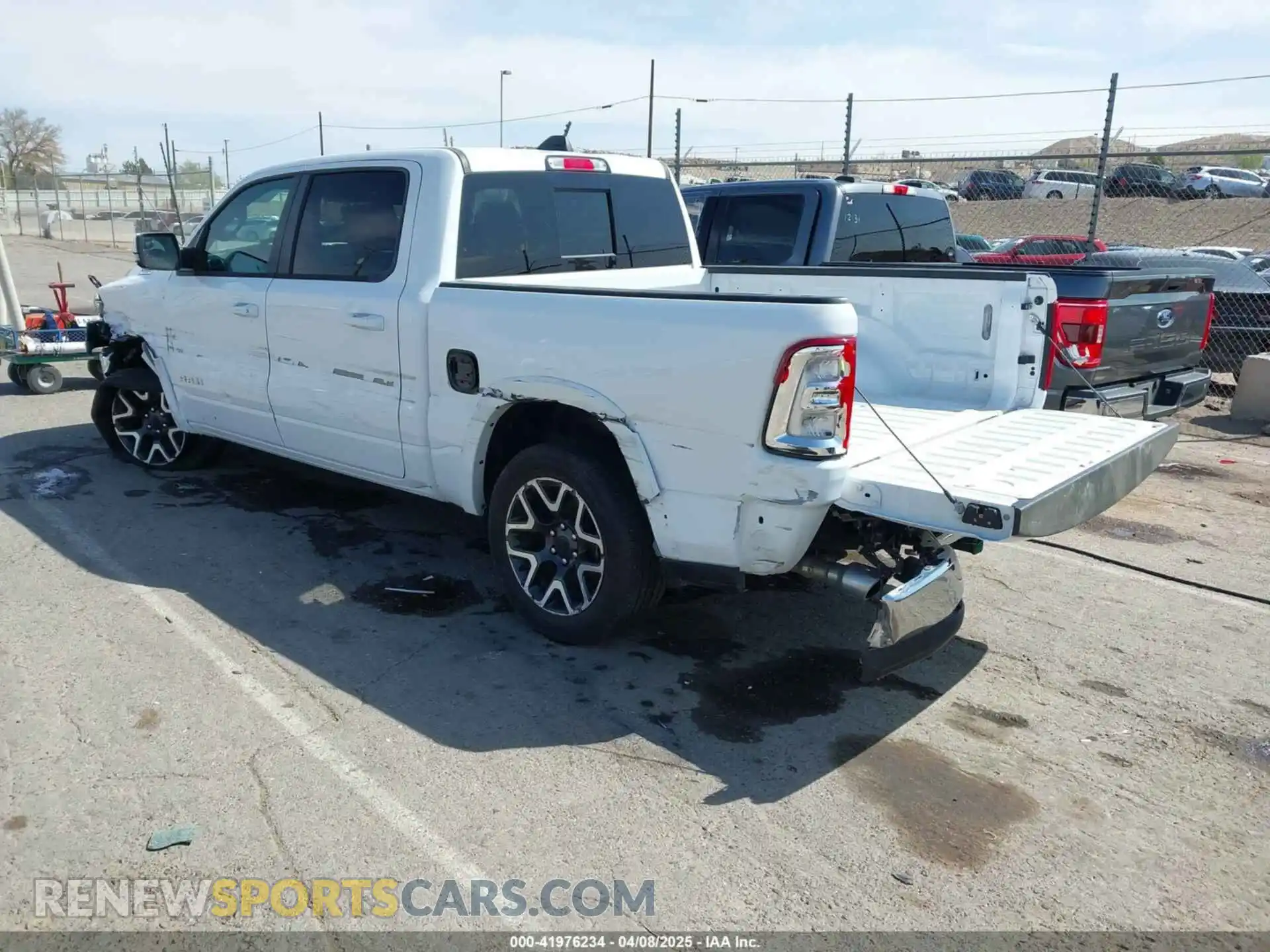 3 Photograph of a damaged car 1C6SRFJP7SN567428 RAM 1500 2025