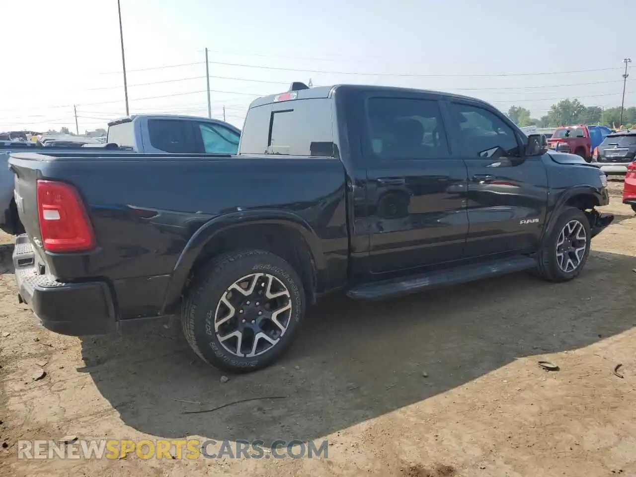 3 Photograph of a damaged car 1C6SRFJP9SN512057 RAM 1500 2025