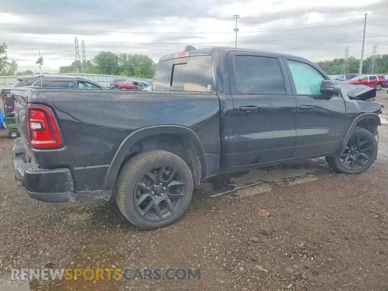 3 Photograph of a damaged car 1C6SRFJPXSN604293 RAM 1500 2025