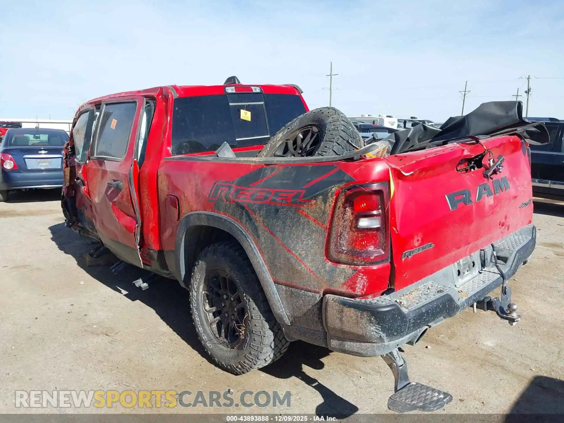 3 Photograph of a damaged car 1C6SRFLP9SN535805 RAM 1500 2025