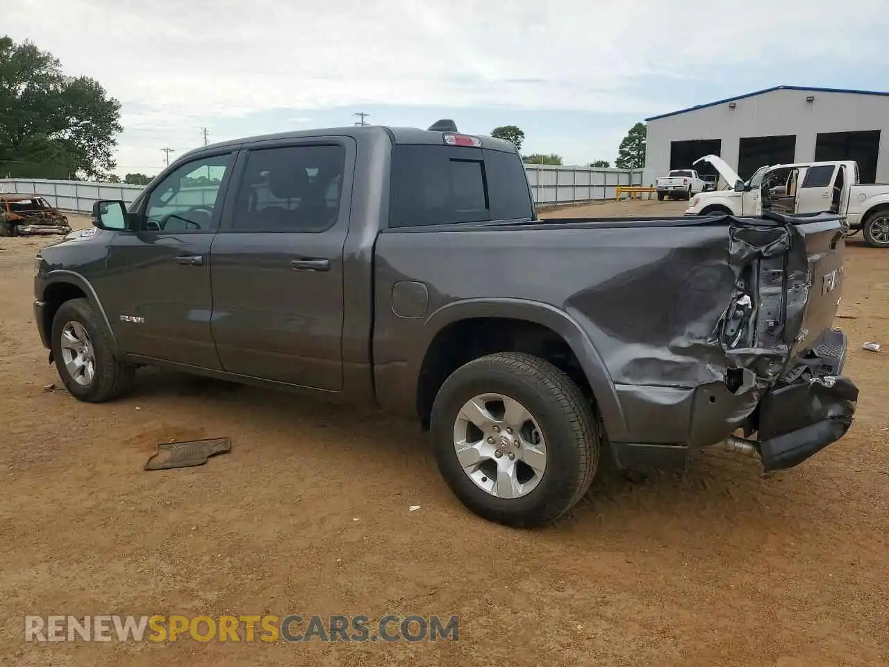 2 Фотография поврежденного автомобиля 1C6SRFFP3TN195631 RAM 1500 2026