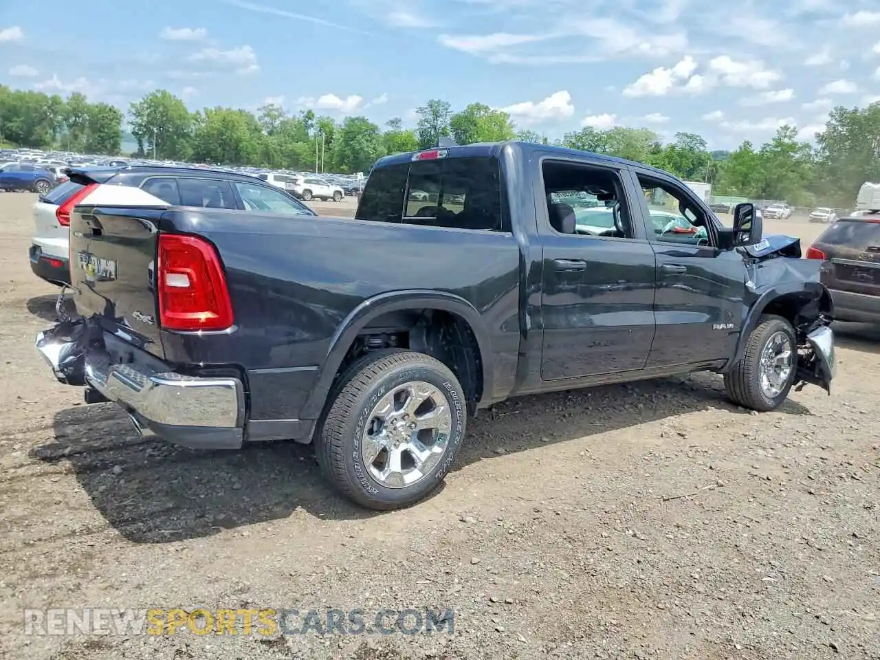 3 Фотография поврежденного автомобиля 1C6SRFFT6TN300286 RAM 1500 2026