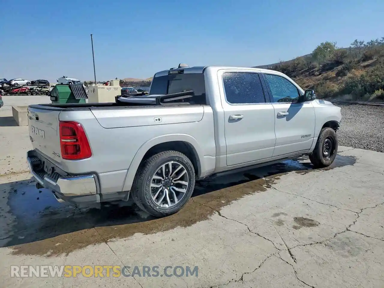 3 Фотография поврежденного автомобиля 1C6SRFHP9TN396110 RAM 1500 2026