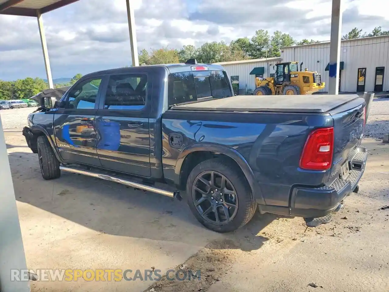 2 fotografías del automóvil dañado 1C6SRFJP1TN376878 RAM 1500 2026