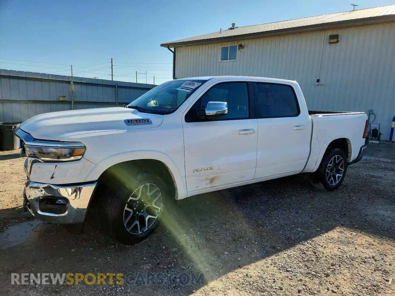 1 Photograph of a damaged car 1C6SRFJP4TN369732 RAM 1500 2026