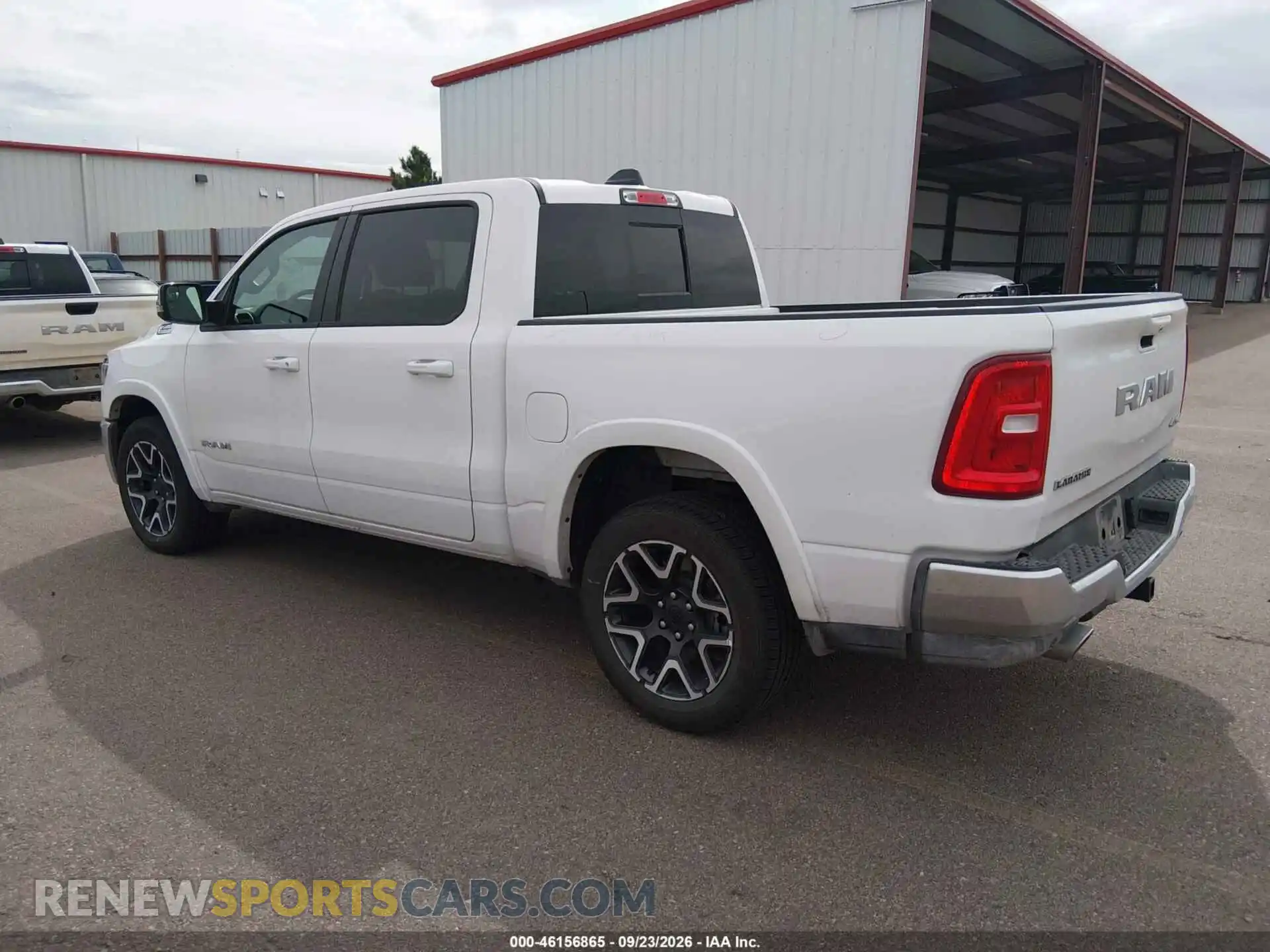 3 Photograph of a damaged car 1C6SRFJP9TN368821 RAM 1500 2026