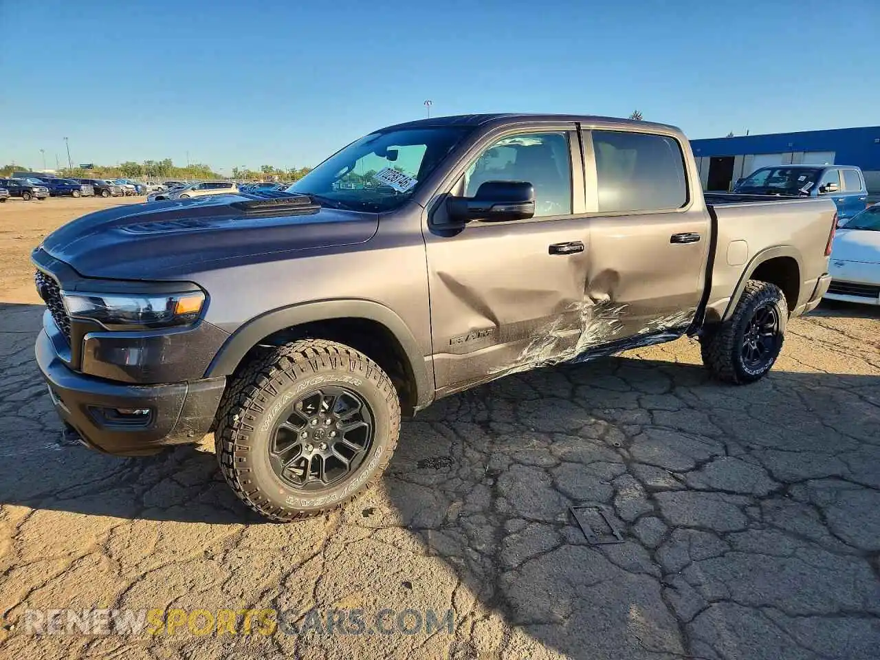 1 fotografías del automóvil dañado 1C6SRFLPXTN260320 RAM 1500 2026