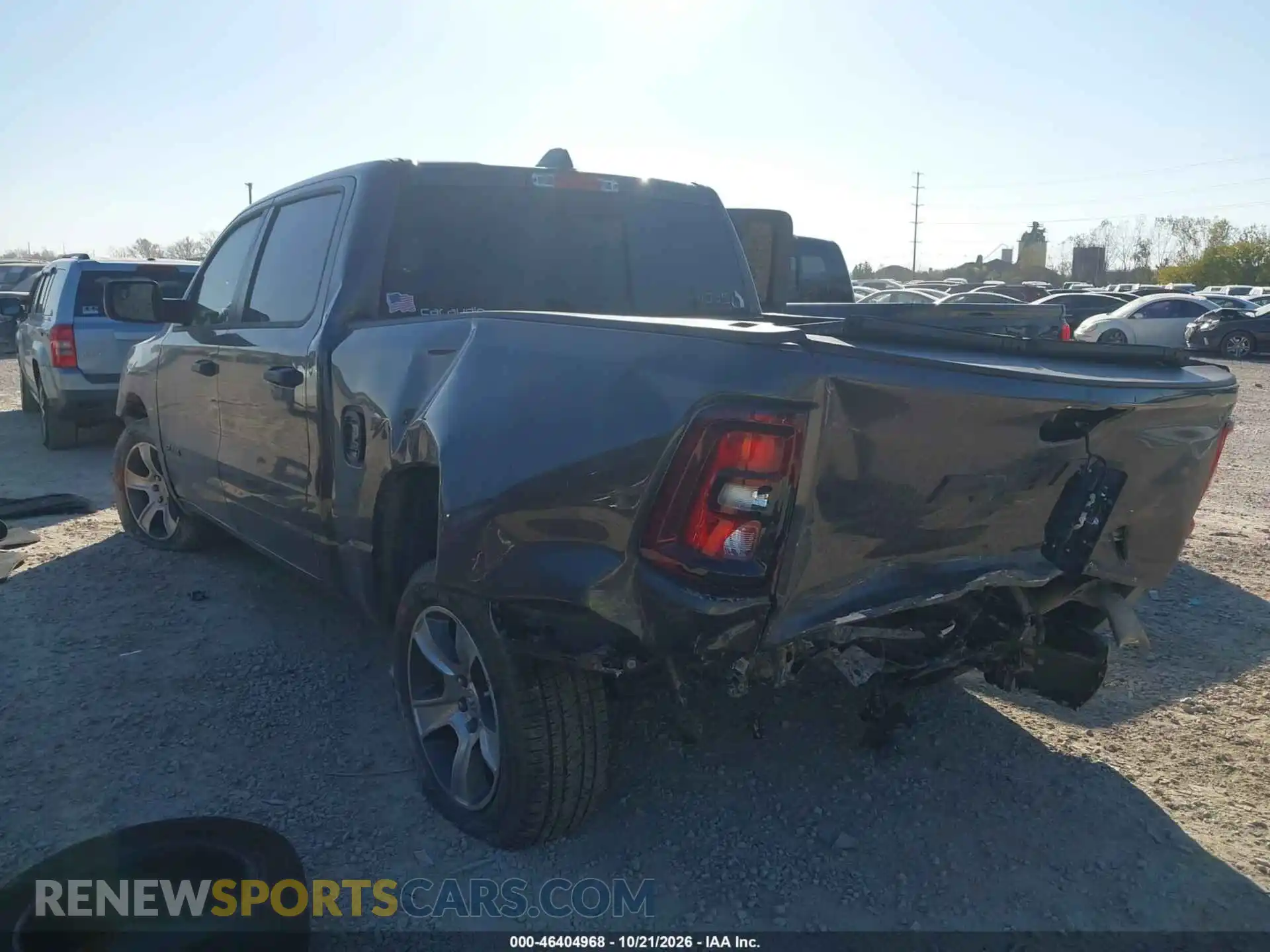 3 fotografías del automóvil dañado 3C6RREGG1T4169580 RAM 1500 2026