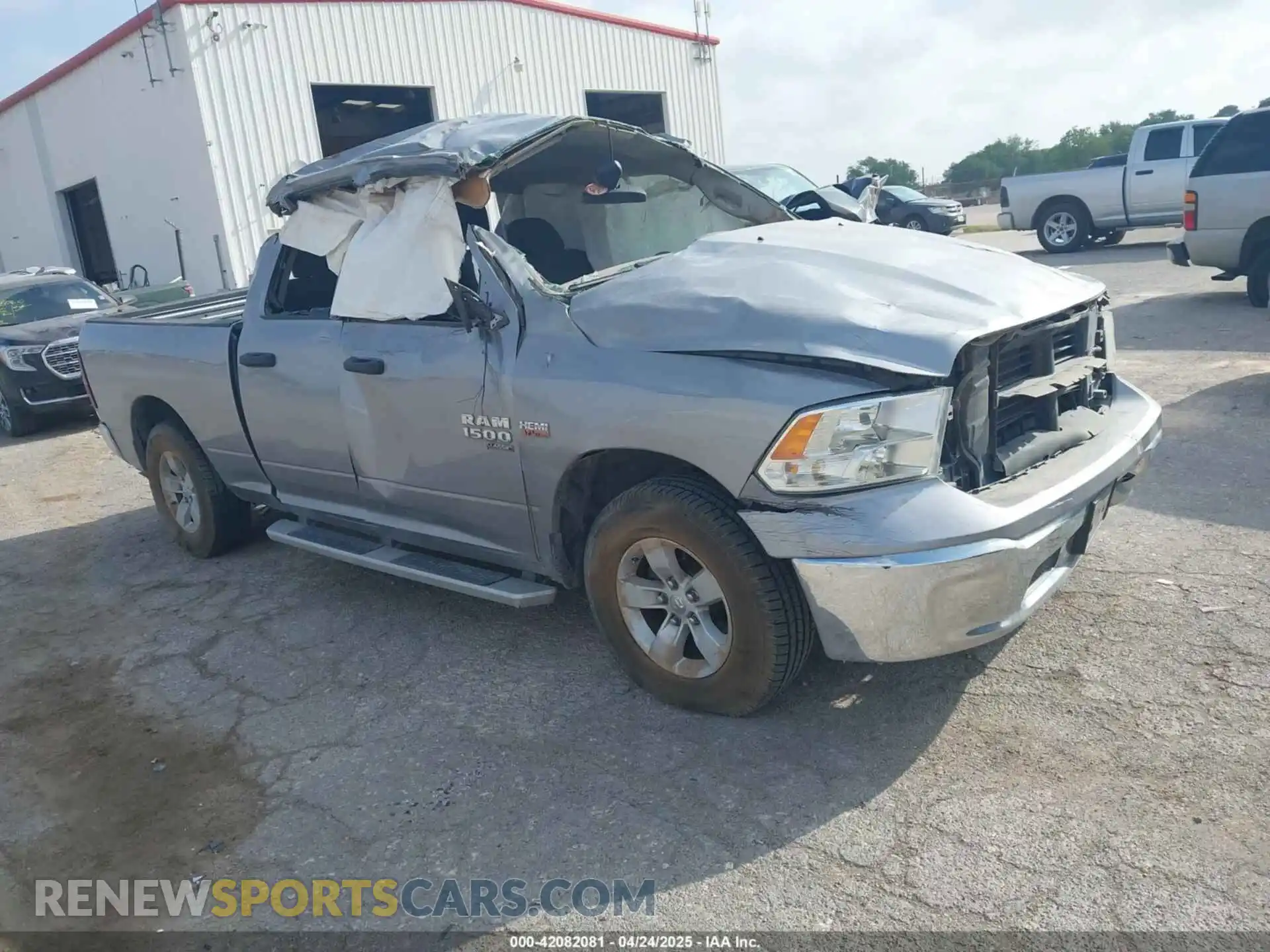 1 fotografías del automóvil dañado 1C6RR6FT0KS723363 RAM 1500 CLASSIC 2019