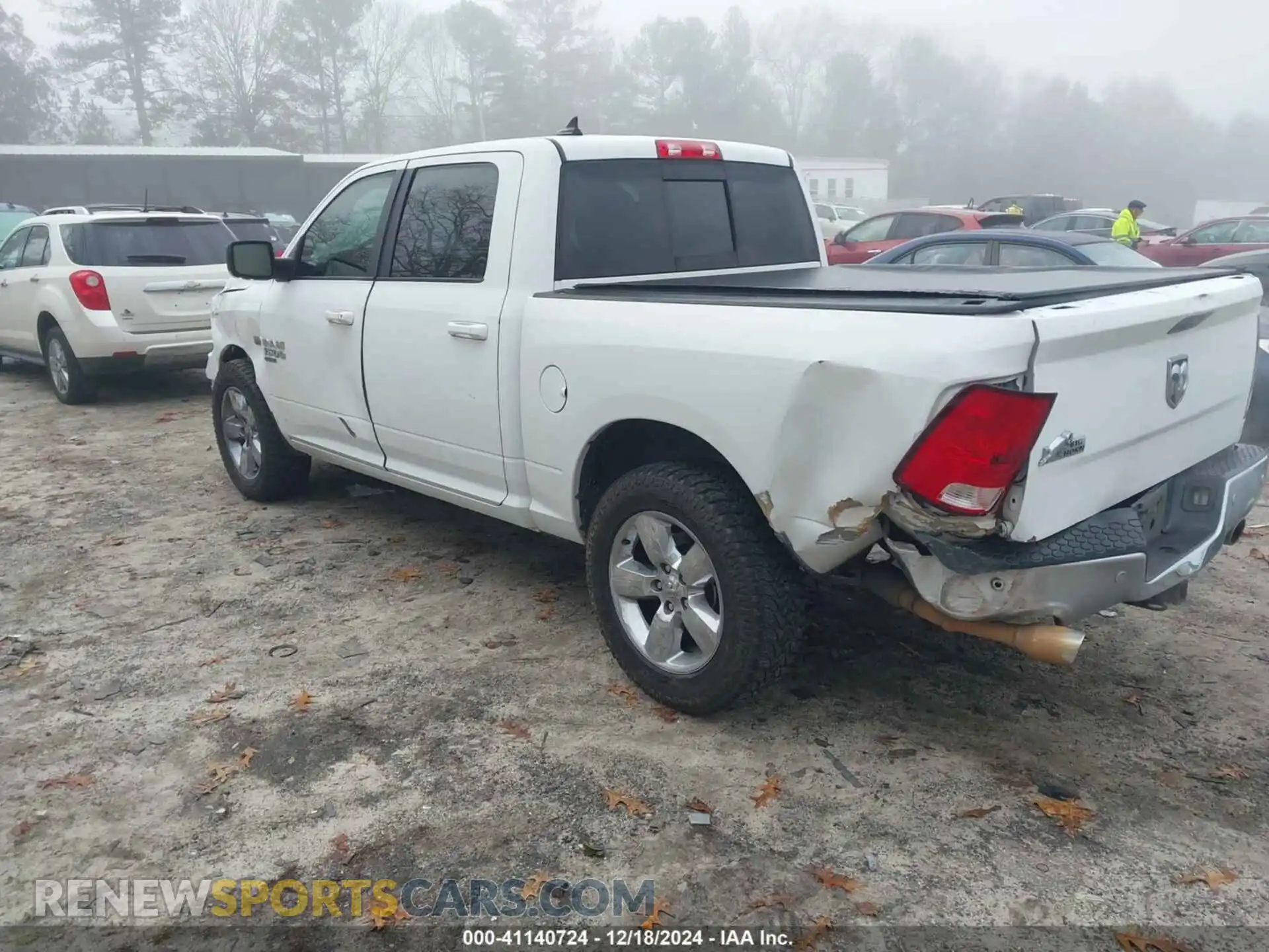 3 Photograph of a damaged car 1C6RR6LT4KS573343 RAM 1500 CLASSIC 2019