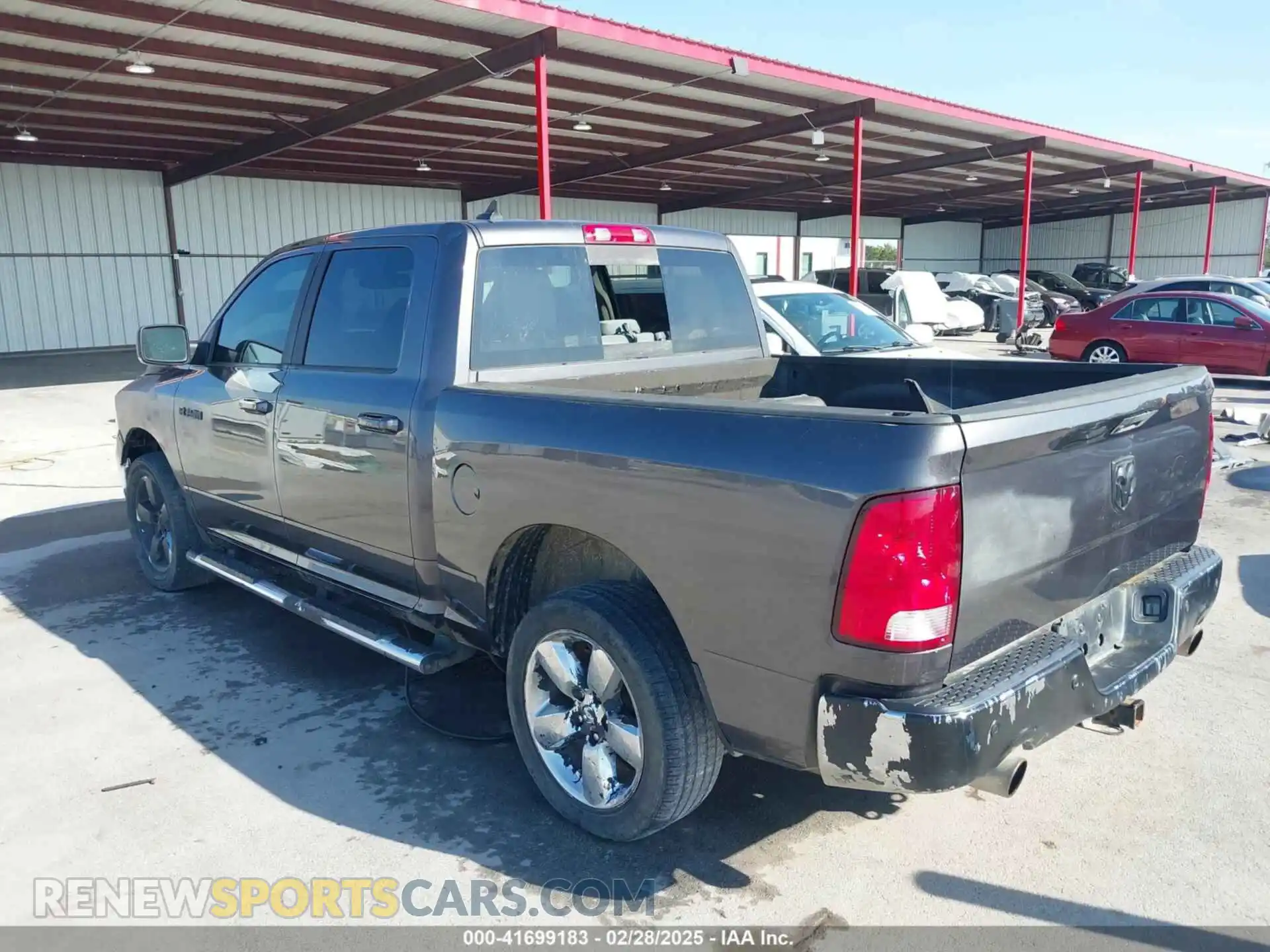 3 Photograph of a damaged car 1C6RR6LTXKS515964 RAM 1500 CLASSIC 2019