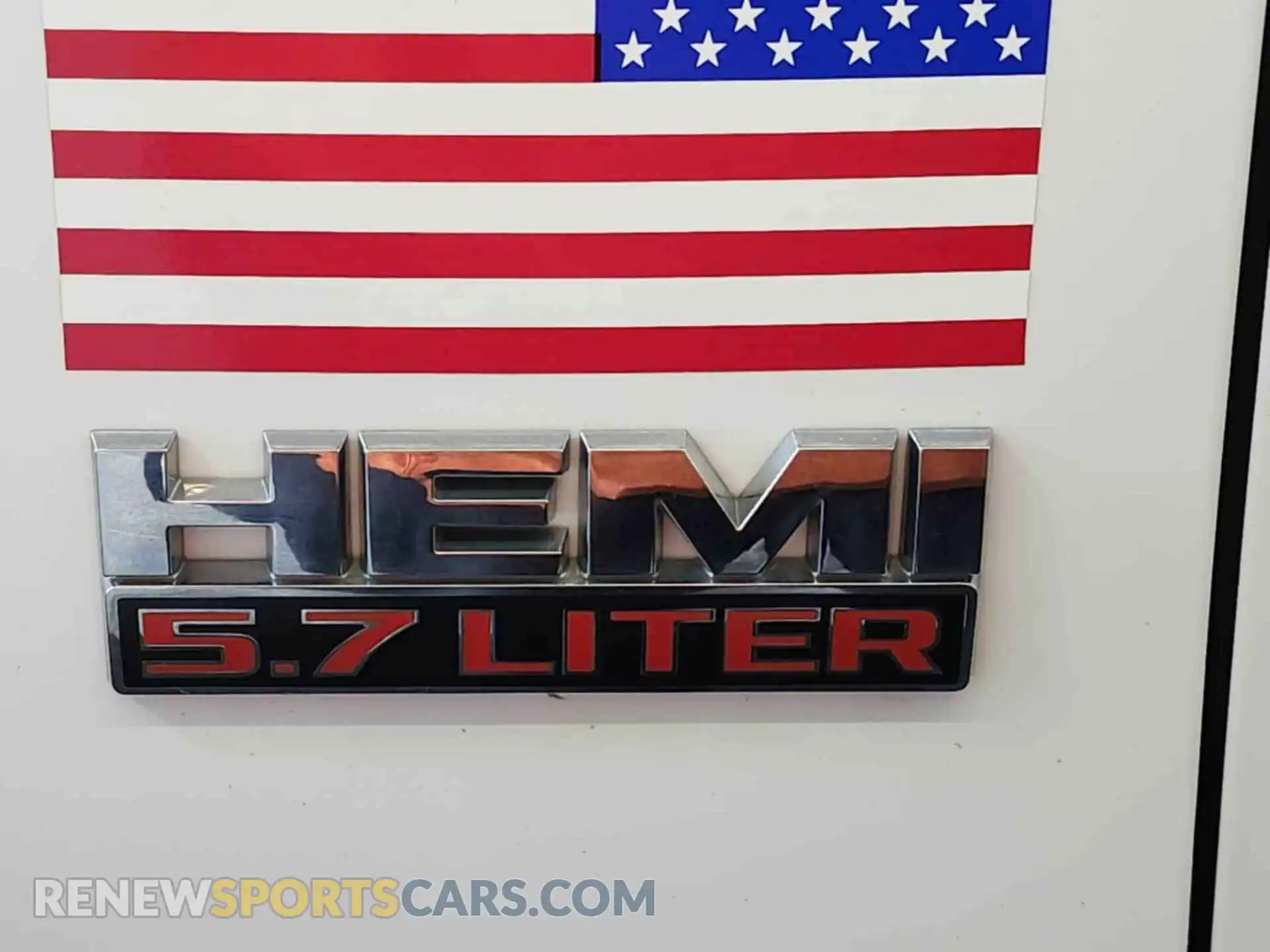 3 Photograph of a damaged car 1C6RR7KT2KS596286 RAM 1500 CLASSIC 2019