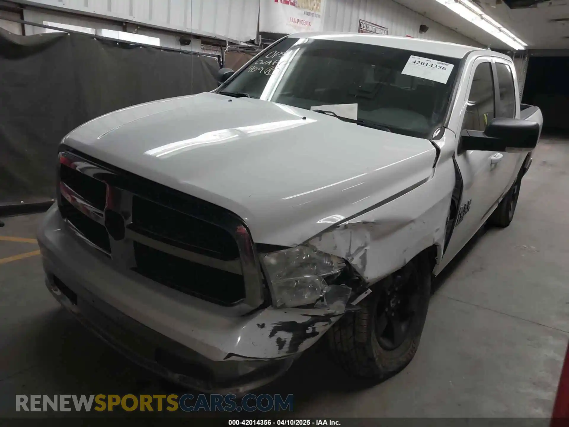 2 Photograph of a damaged car 1C6RR7LT2KS605406 RAM 1500 CLASSIC 2019