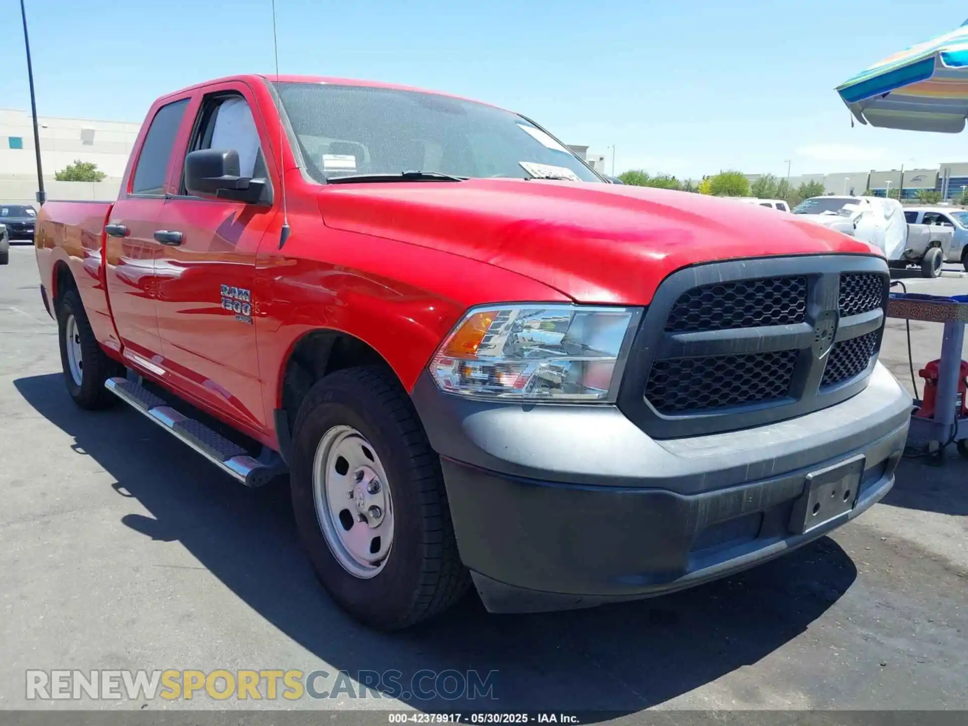 1 Photograph of a damaged car 1C6RR6FG2LS139342 RAM 1500 CLASSIC 2020