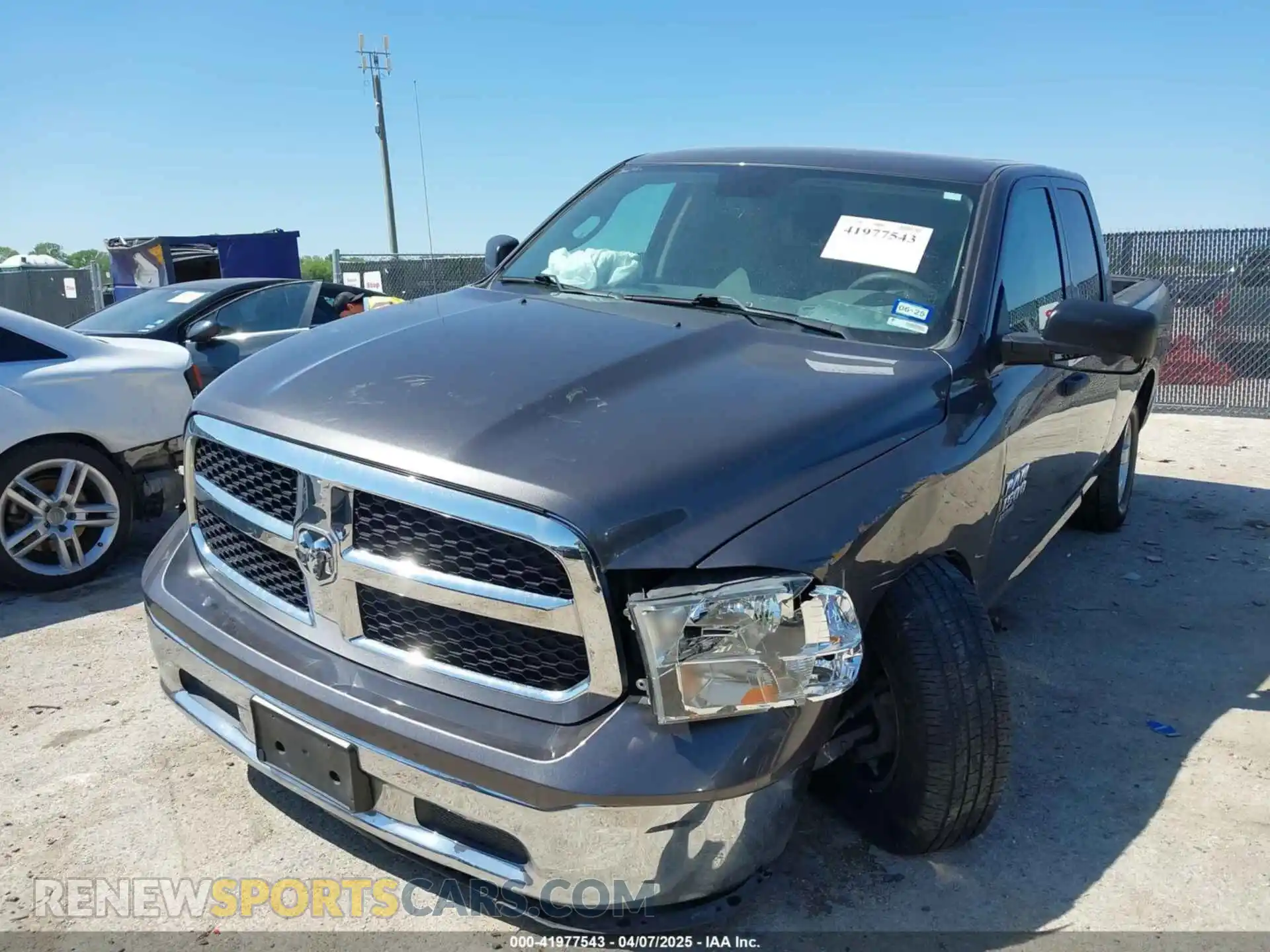 2 Photograph of a damaged car 1C6RR6FG7LS153348 RAM 1500 CLASSIC 2020