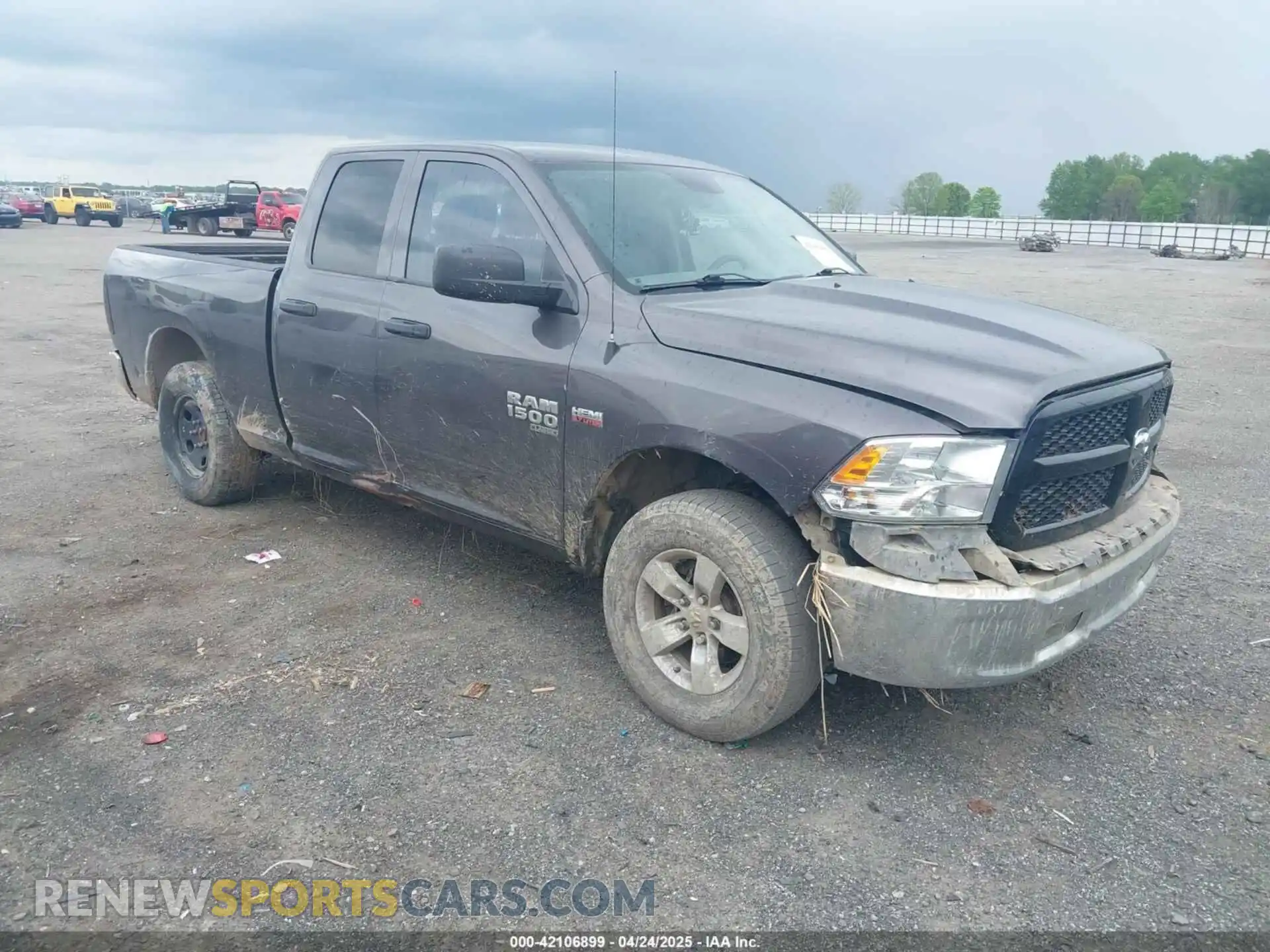 1 Photograph of a damaged car 1C6RR6FT5LS147979 RAM 1500 CLASSIC 2020