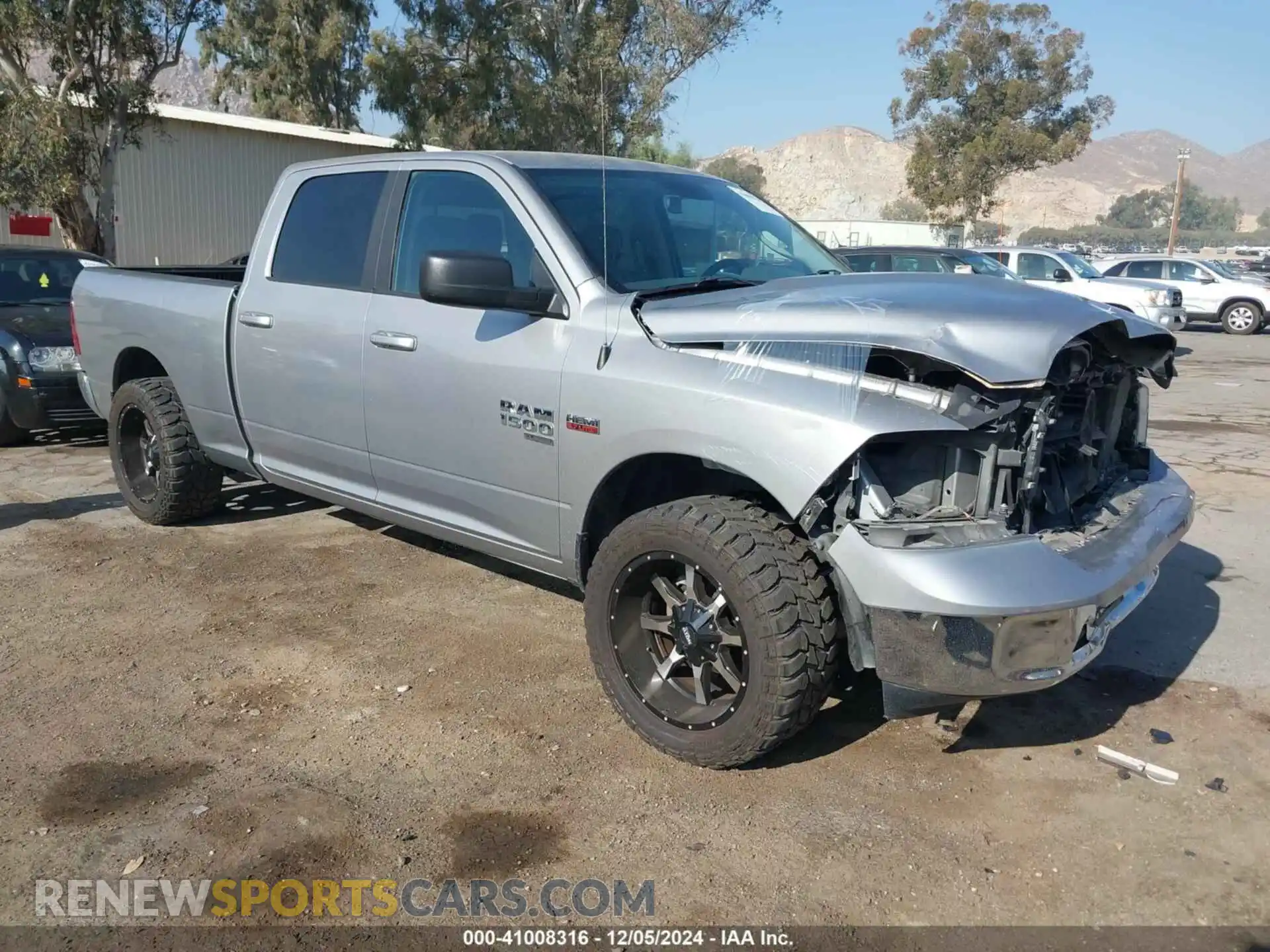 1 Photograph of a damaged car 1C6RR6TT3LS102558 RAM 1500 CLASSIC 2020