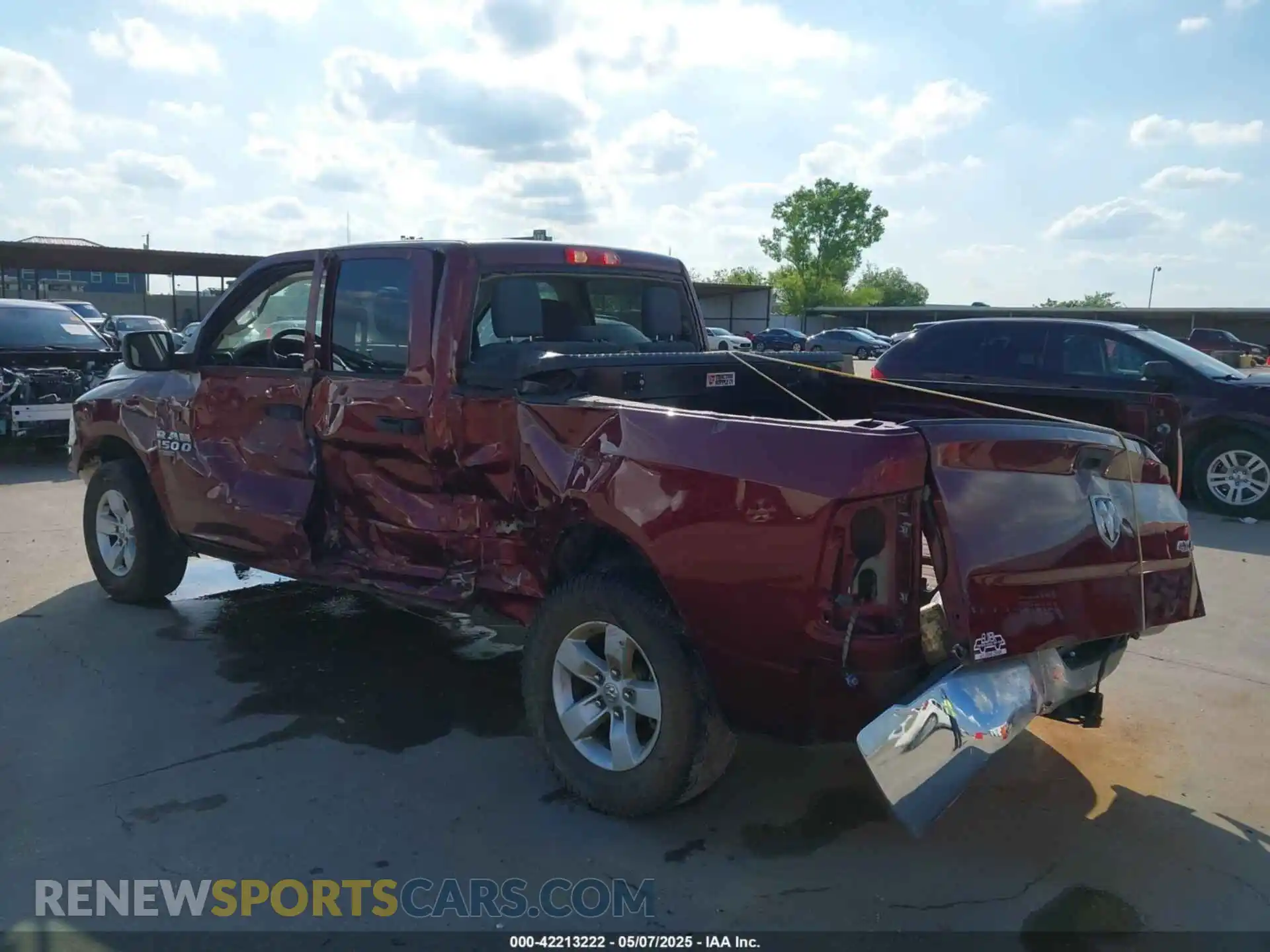 3 Photograph of a damaged car 1C6RR7FG1LS154338 RAM 1500 CLASSIC 2020