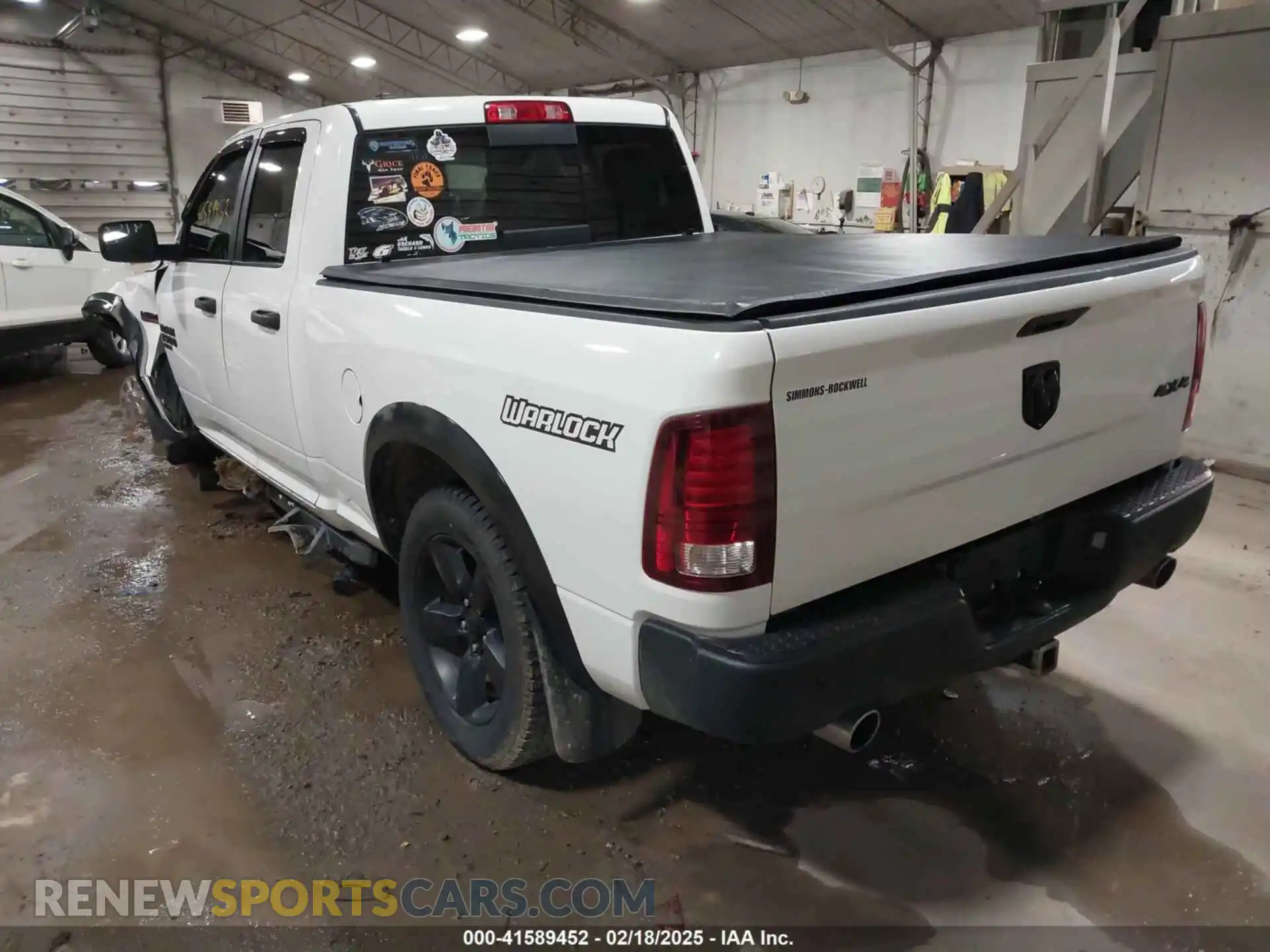 3 Photograph of a damaged car 1C6RR7GTXLS104954 RAM 1500 CLASSIC 2020