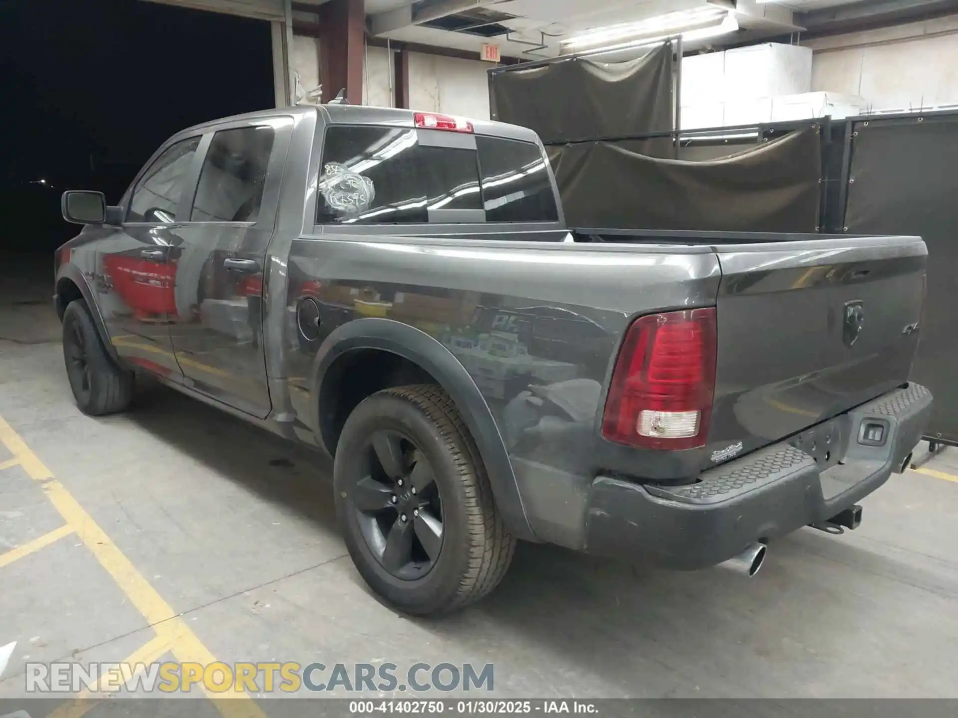 3 Photograph of a damaged car 1C6RR7LT5LS126575 RAM 1500 CLASSIC 2020