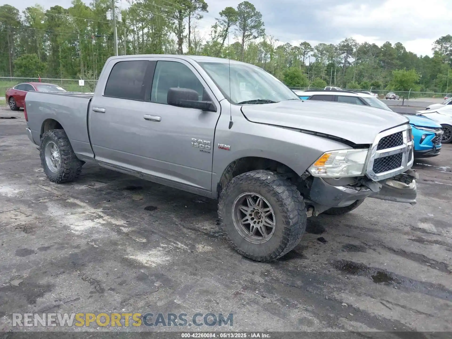 1 Photograph of a damaged car 1C6RR7TT5LS124681 RAM 1500 CLASSIC 2020