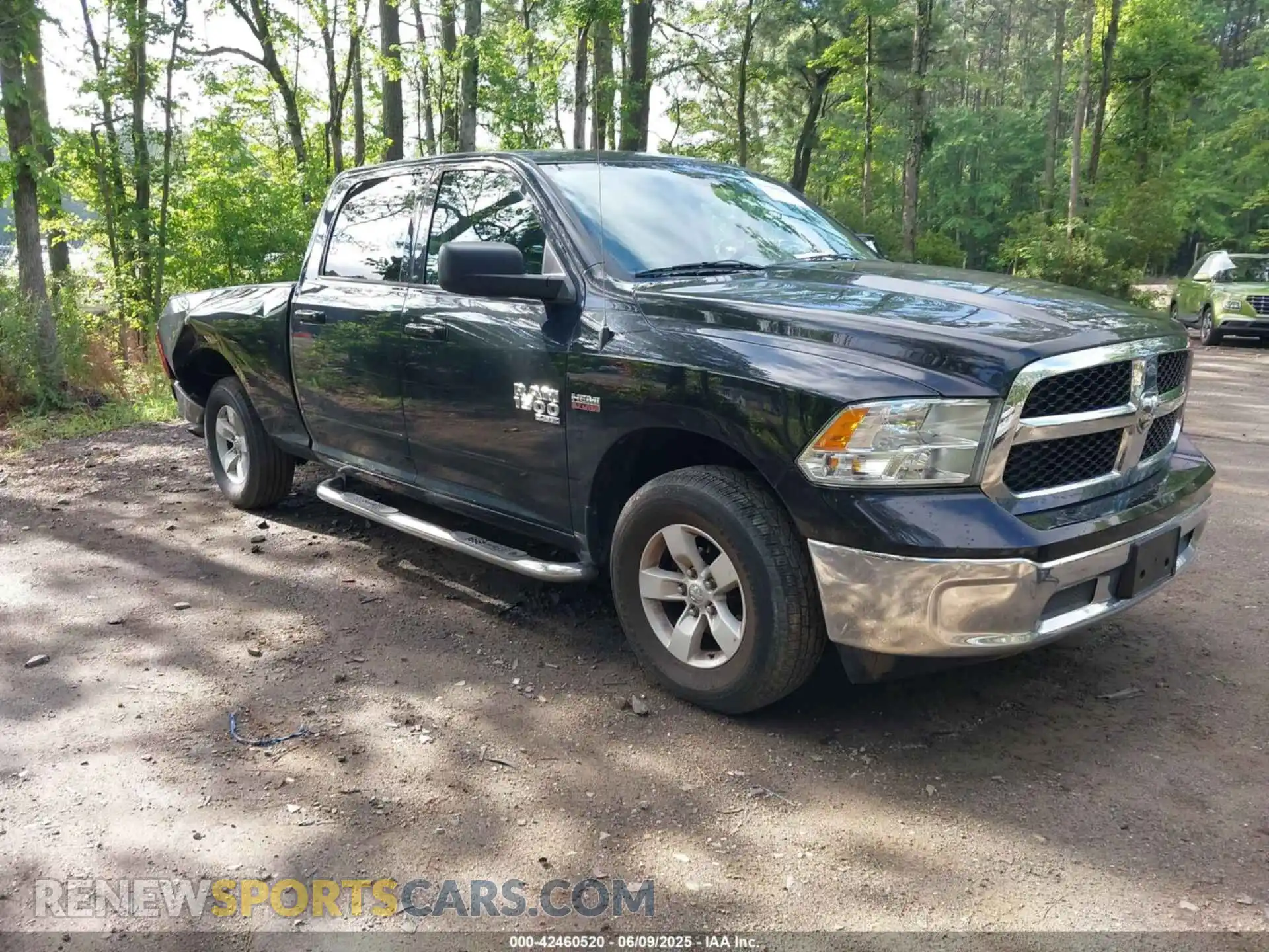 1 Photograph of a damaged car 1C6RR7TT6LS120266 RAM 1500 CLASSIC 2020