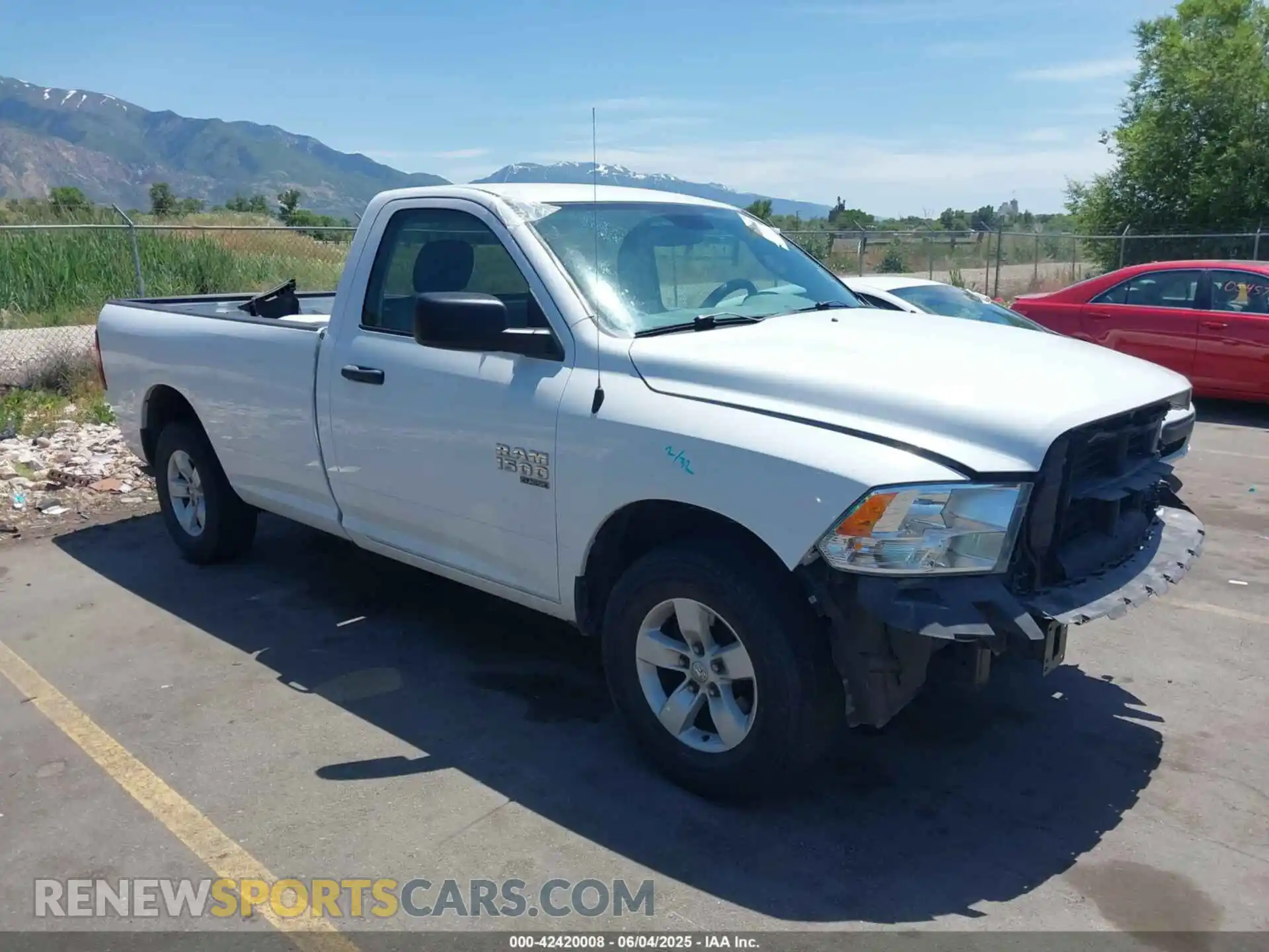 1 Photograph of a damaged car 3C6JR6DG5LG202893 RAM 1500 CLASSIC 2020