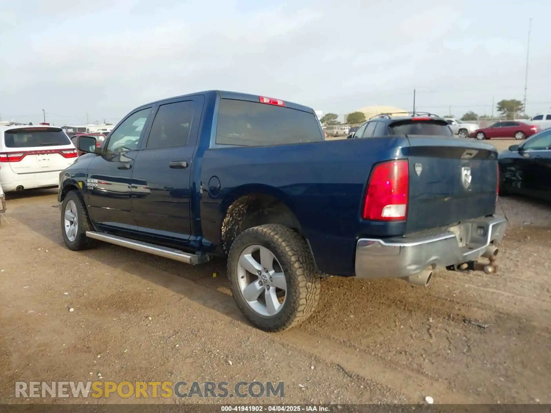 3 Photograph of a damaged car 3C6RR6KT5LG289889 RAM 1500 CLASSIC 2020